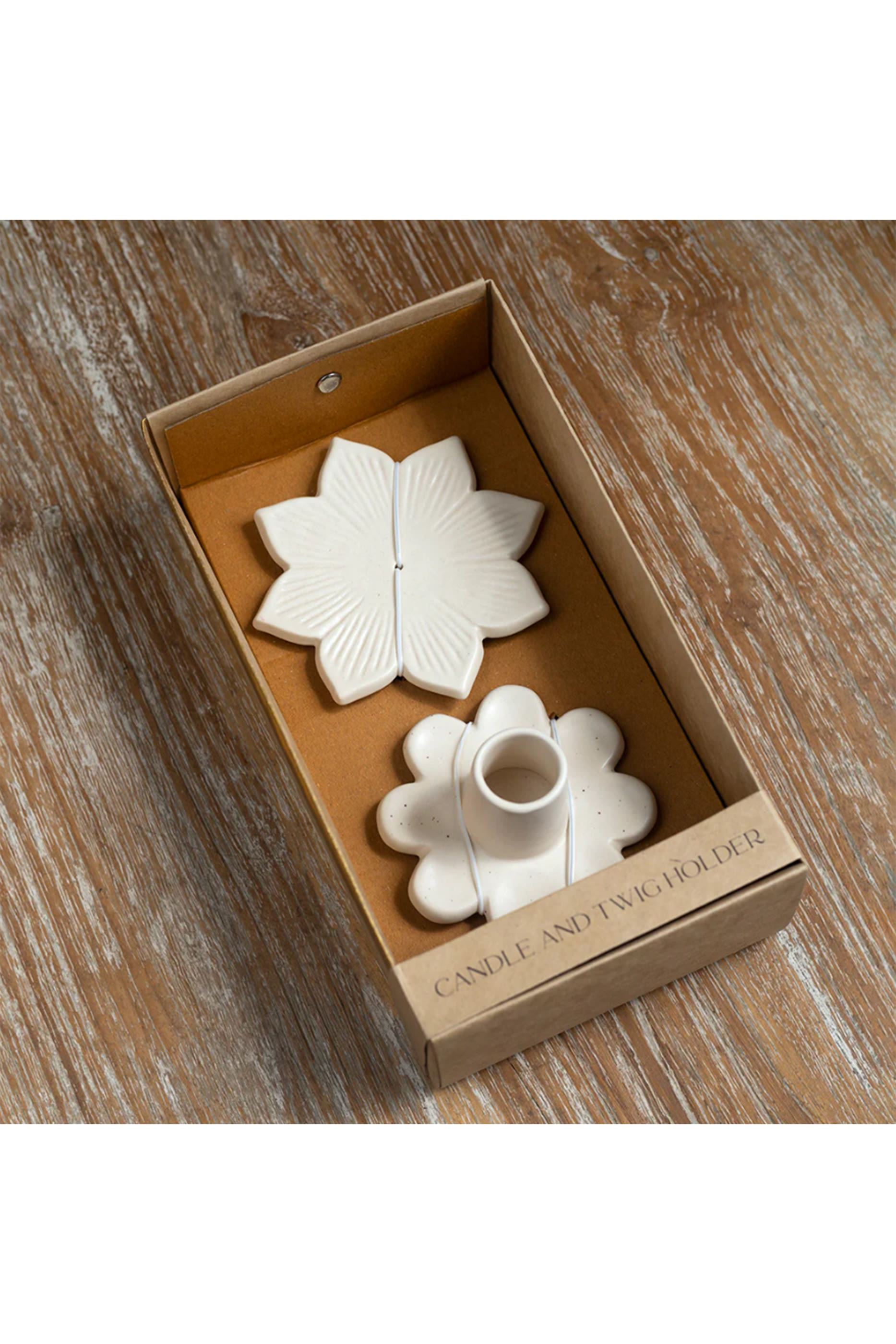 Bloom & Glow Gift Set - Flower Teacup and Candle and Twig Holder Set 