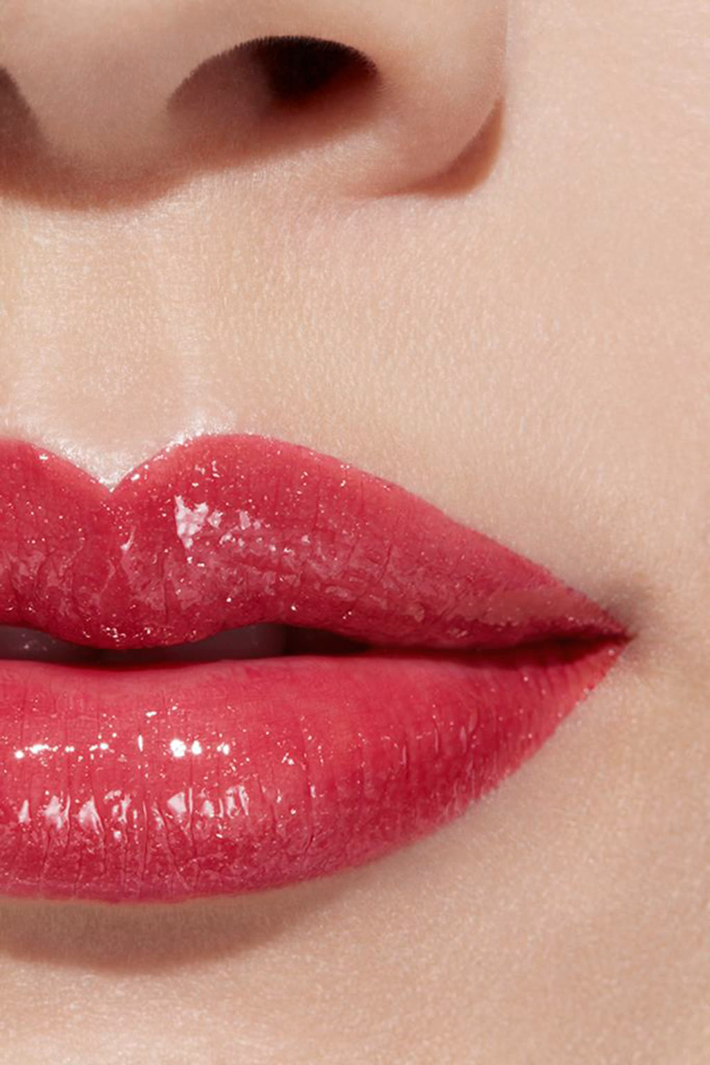 أحمر شفاه ROUGE COCO FLASH Colour, Shine, Intensity In A Flash