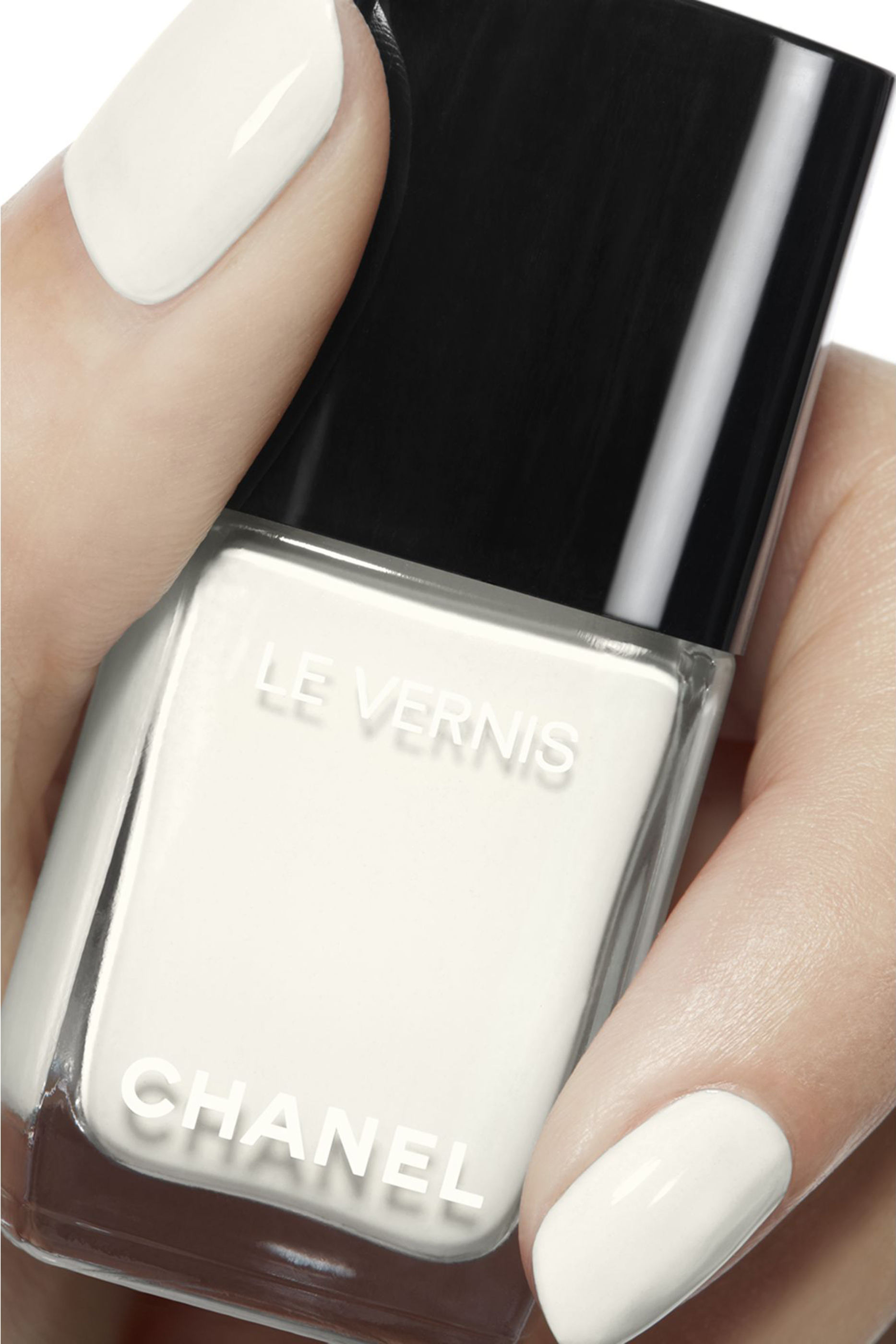 طلاء أظافر Chanel LE VERNIS