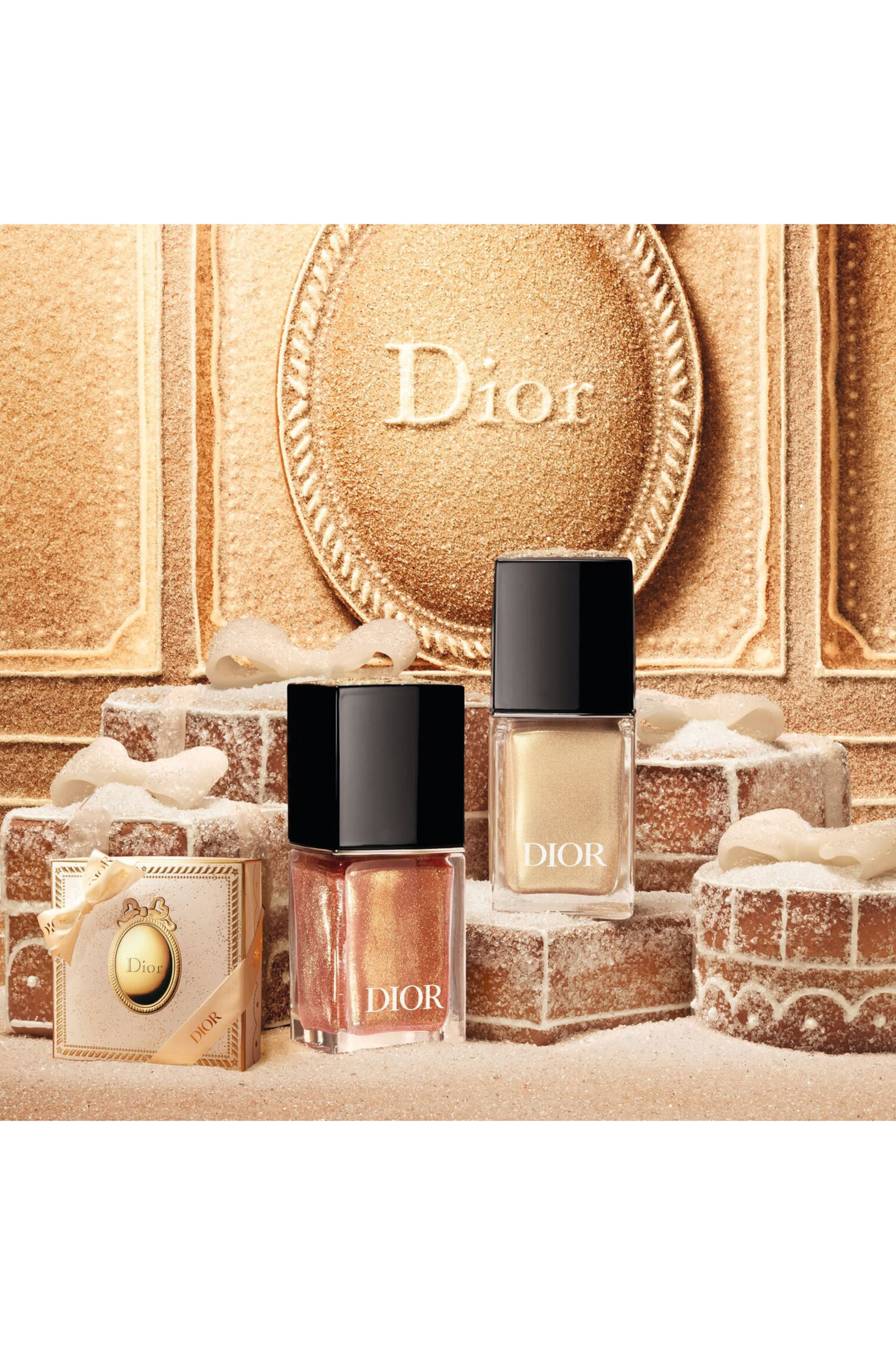 Vernis Nail Polish 