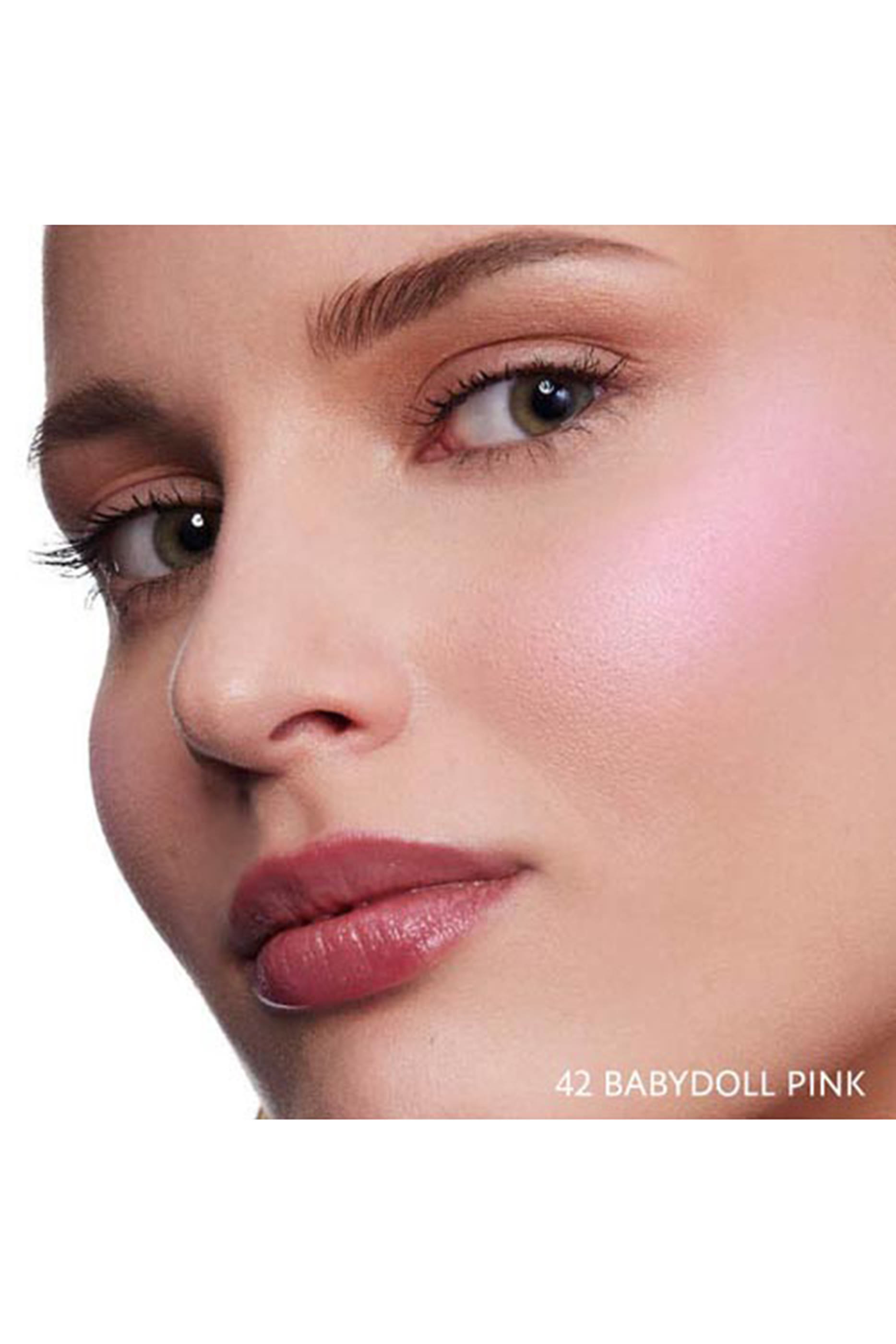 Make Me Blush Powder