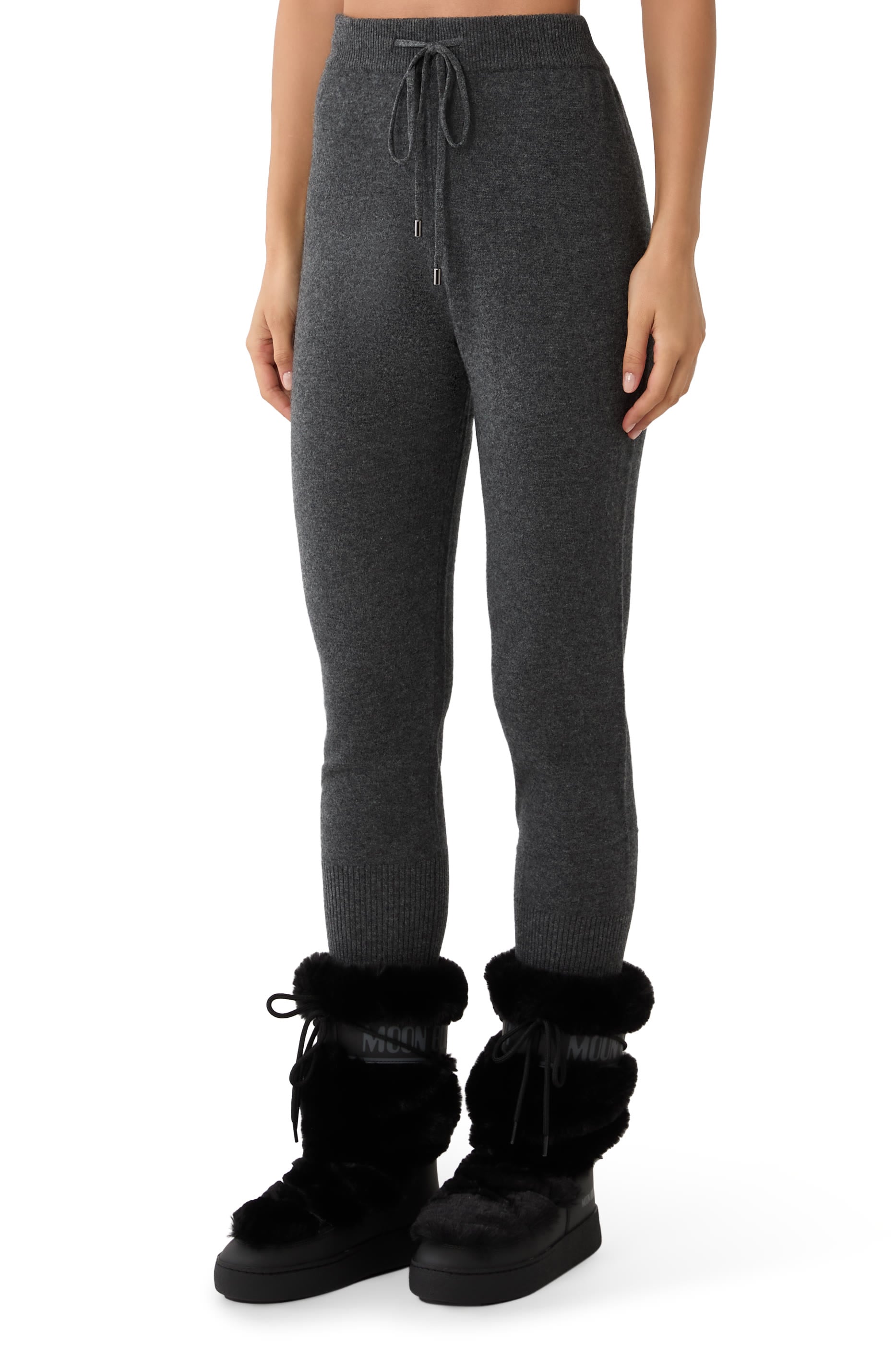 Tapered Pants 