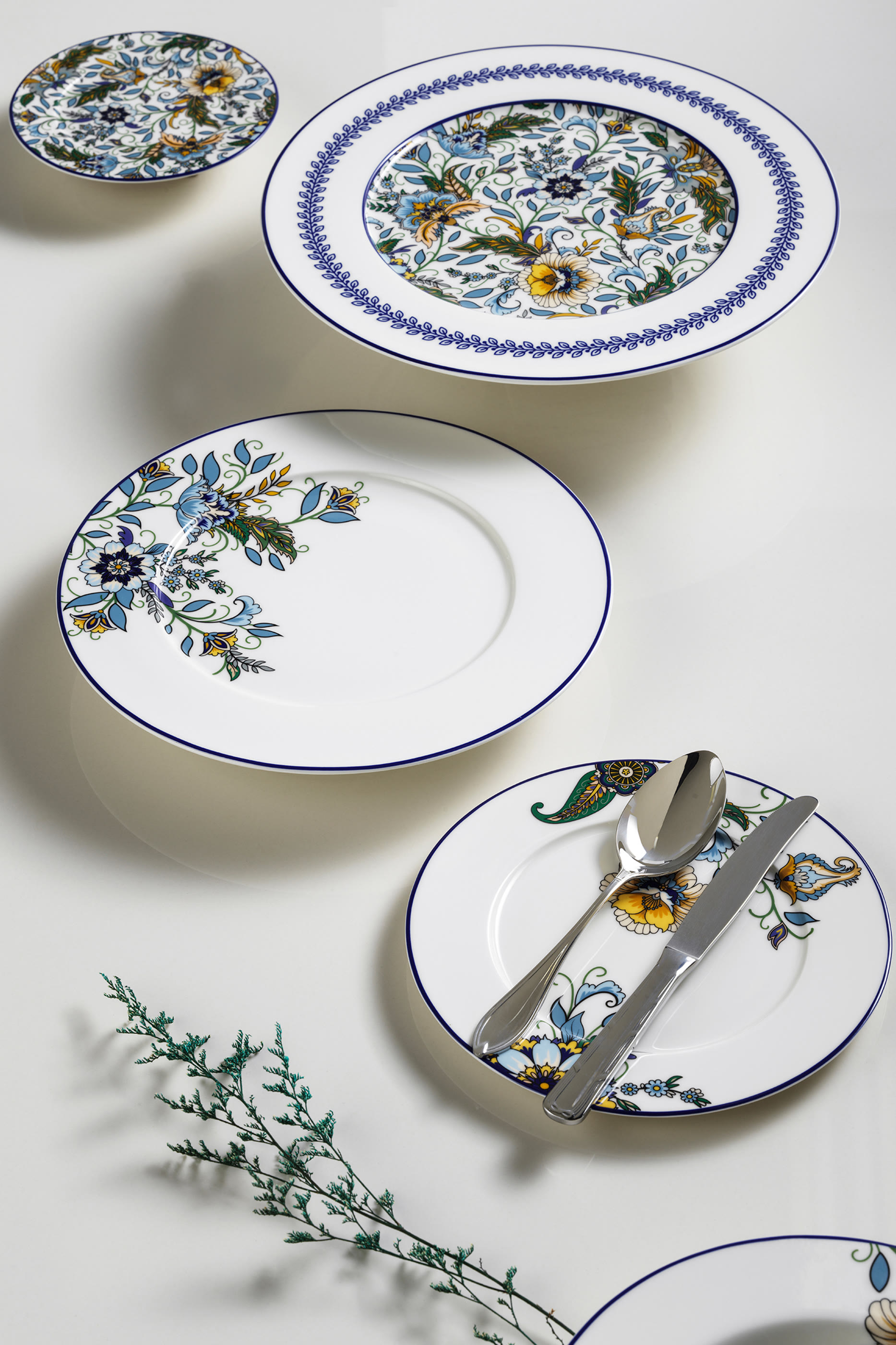 Roya Forest Dinner Plate 