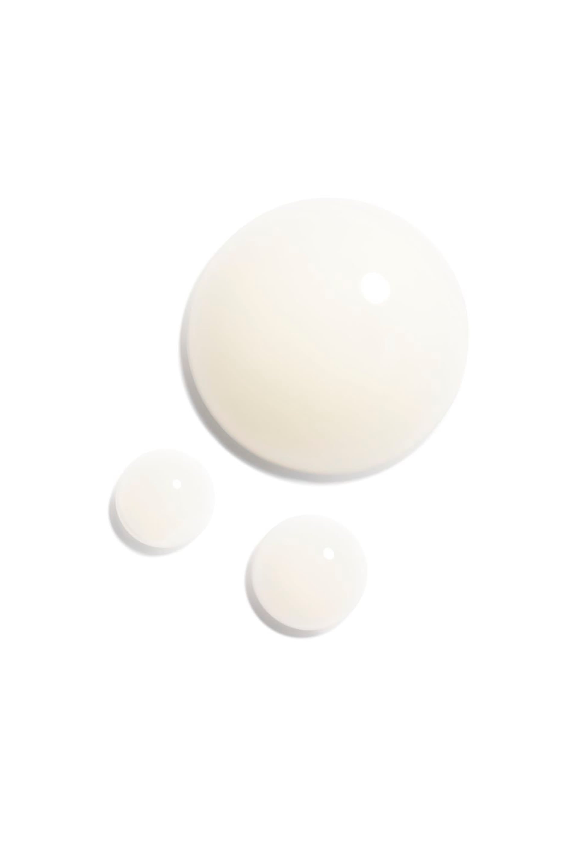 N°1 De Chanel Revitalizing Eye Serum