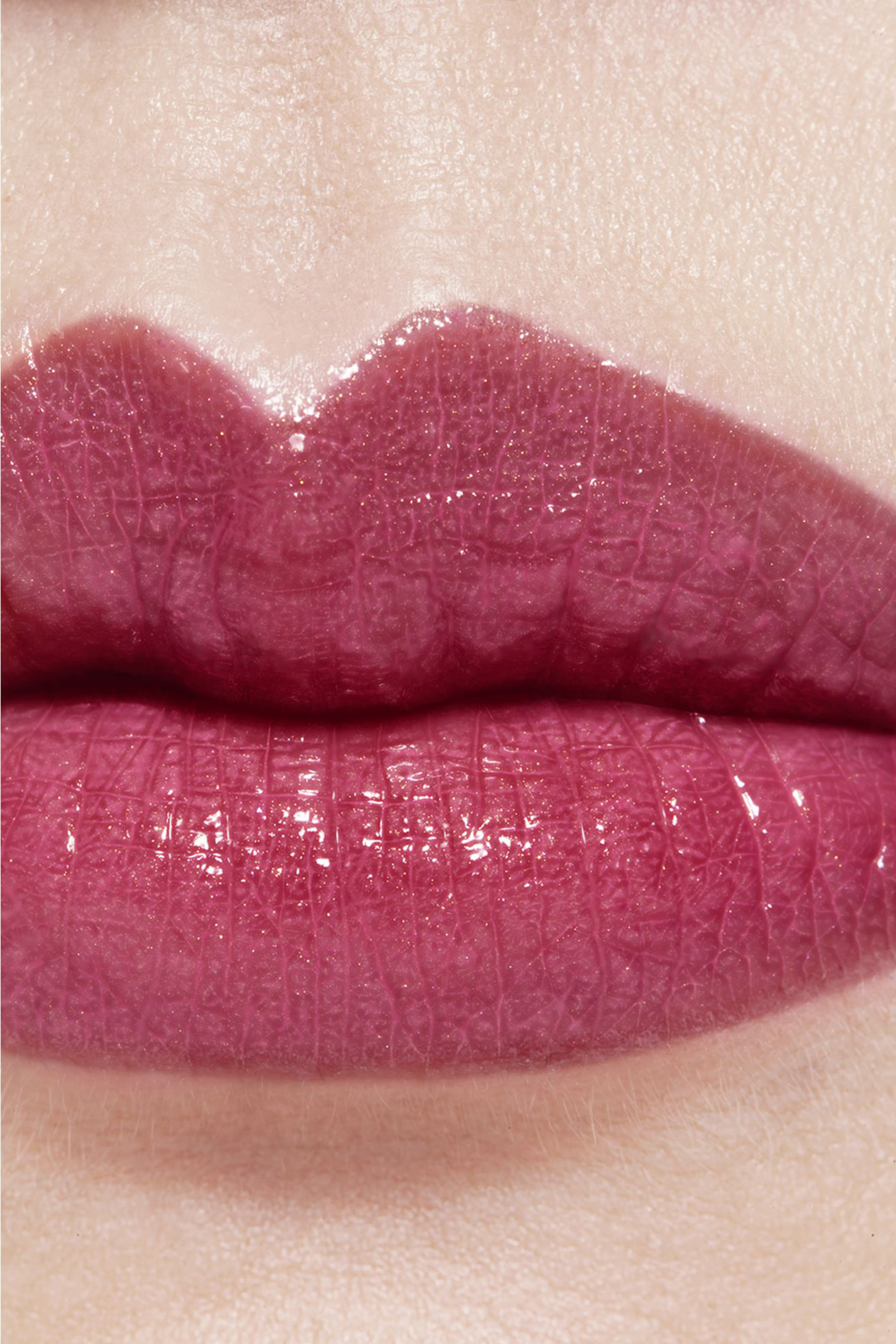 أحمر شفاه لامع Rouge Coco يدوم طويلا