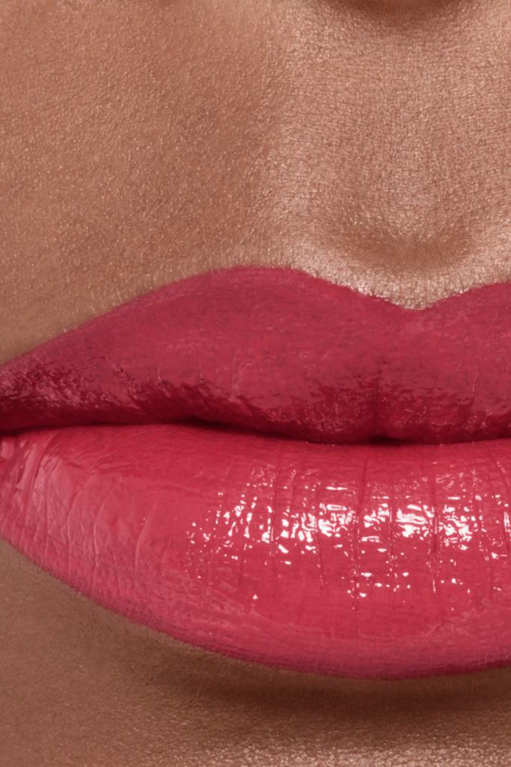 أحمر شفاه سائل بلمعان وثبات فائق ROUGE ALLURE LAQUE
