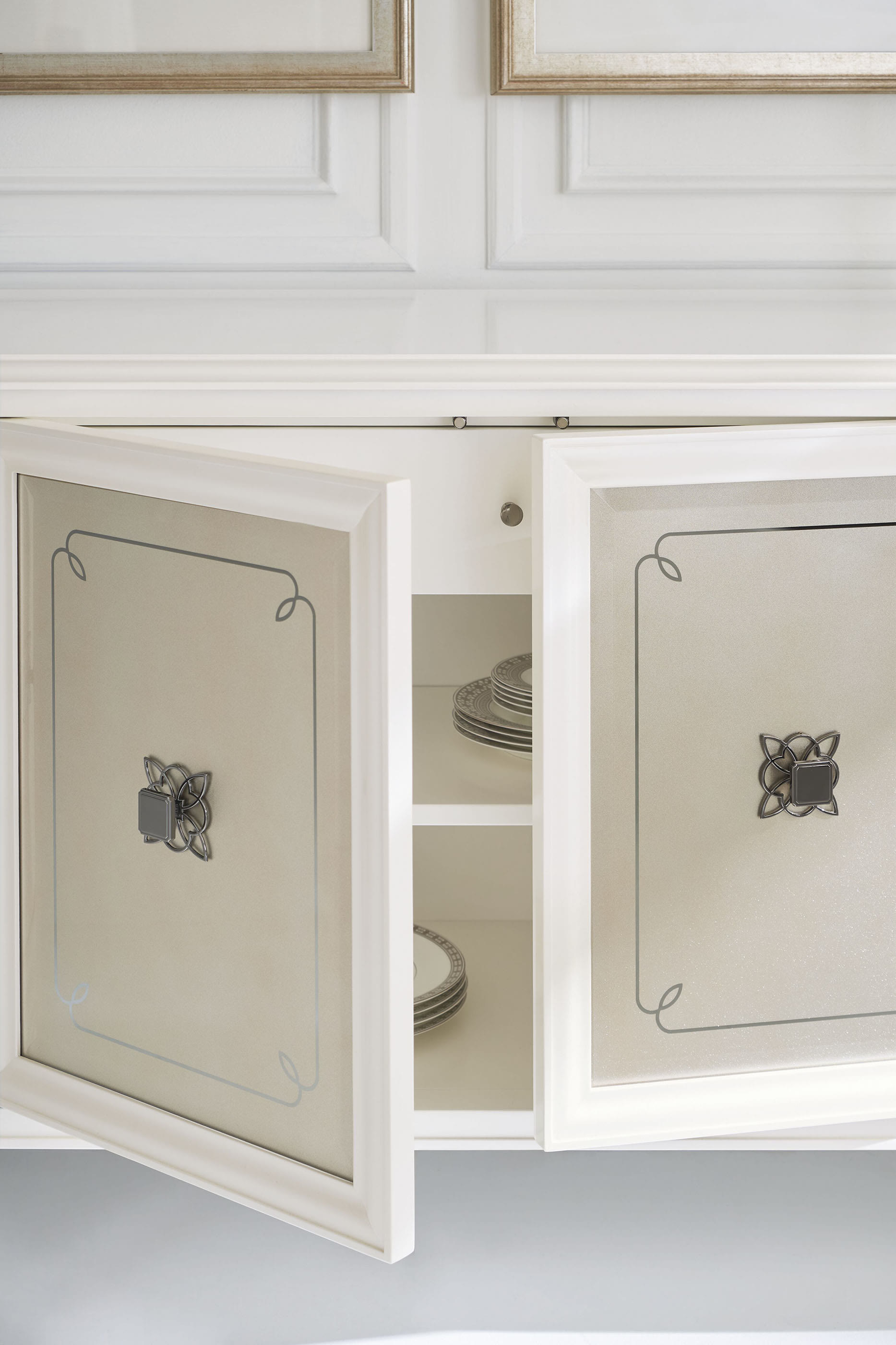 Lattice Serve You Sideboard