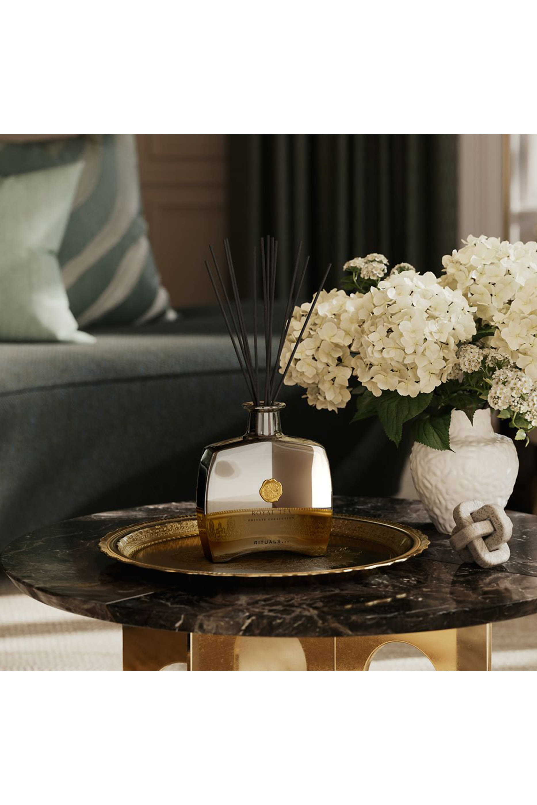 Private Collection Royal Tea Fragrance Sticks