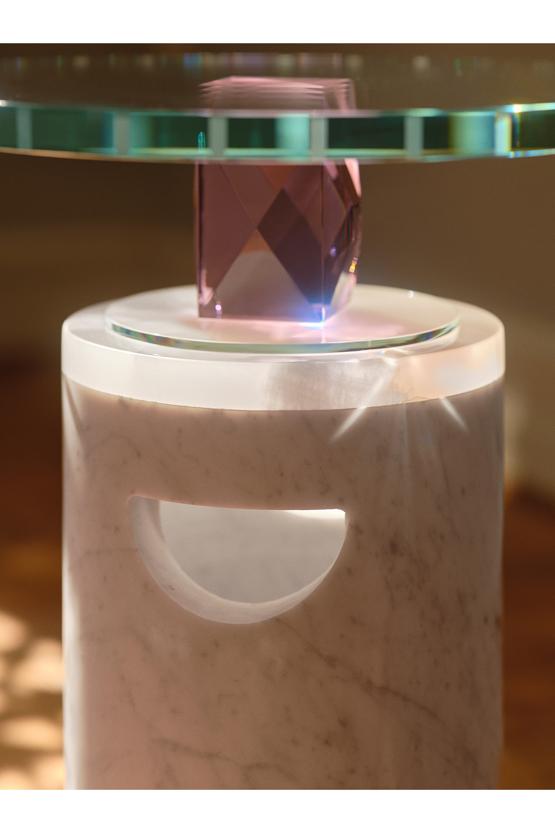 Capri Pedestal