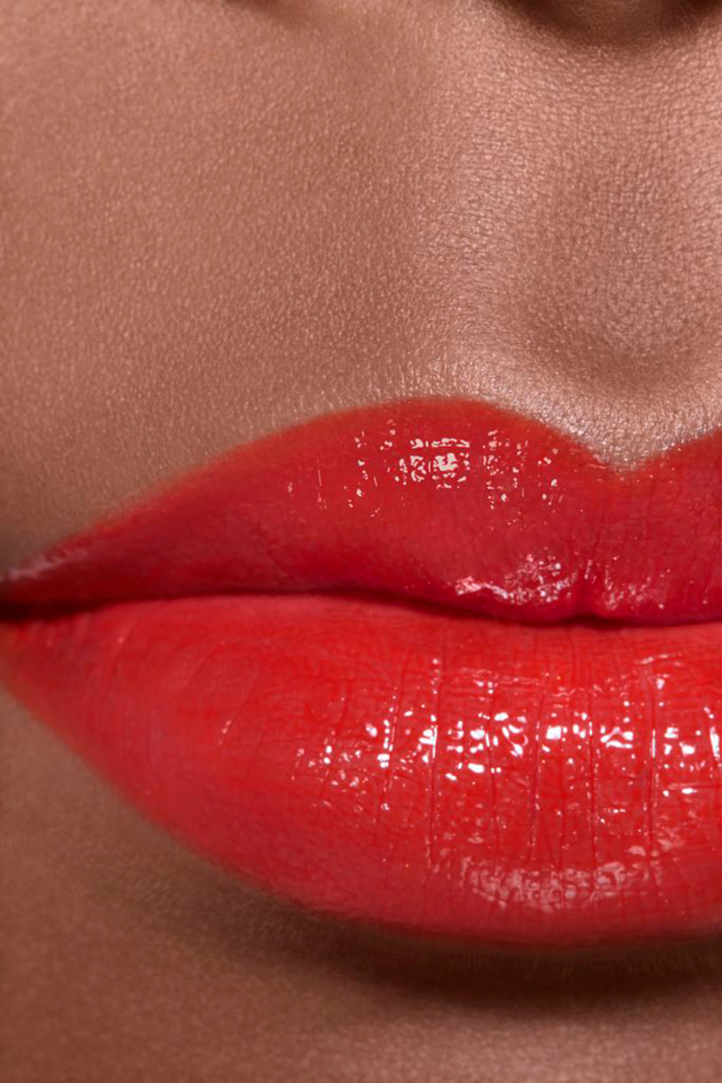 أحمر شفاه ROUGE COCO FLASH Colour, Shine, Intensity In A Flash