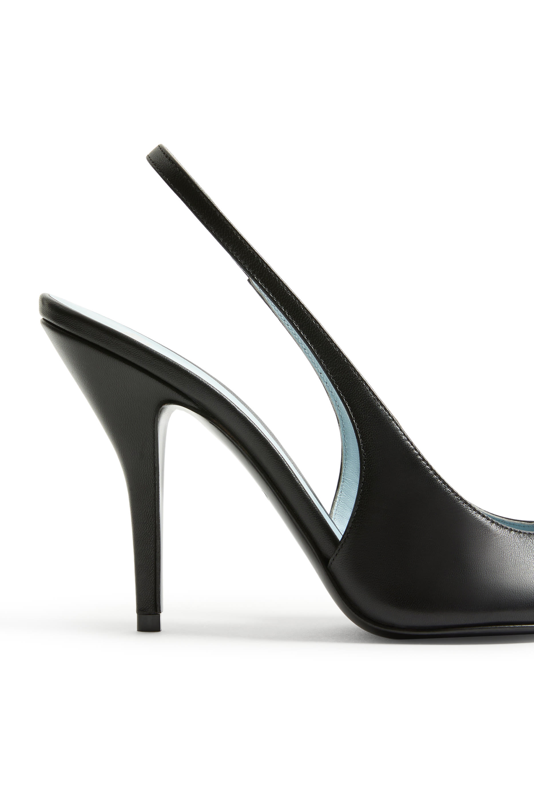 Coeur Royal Pumps