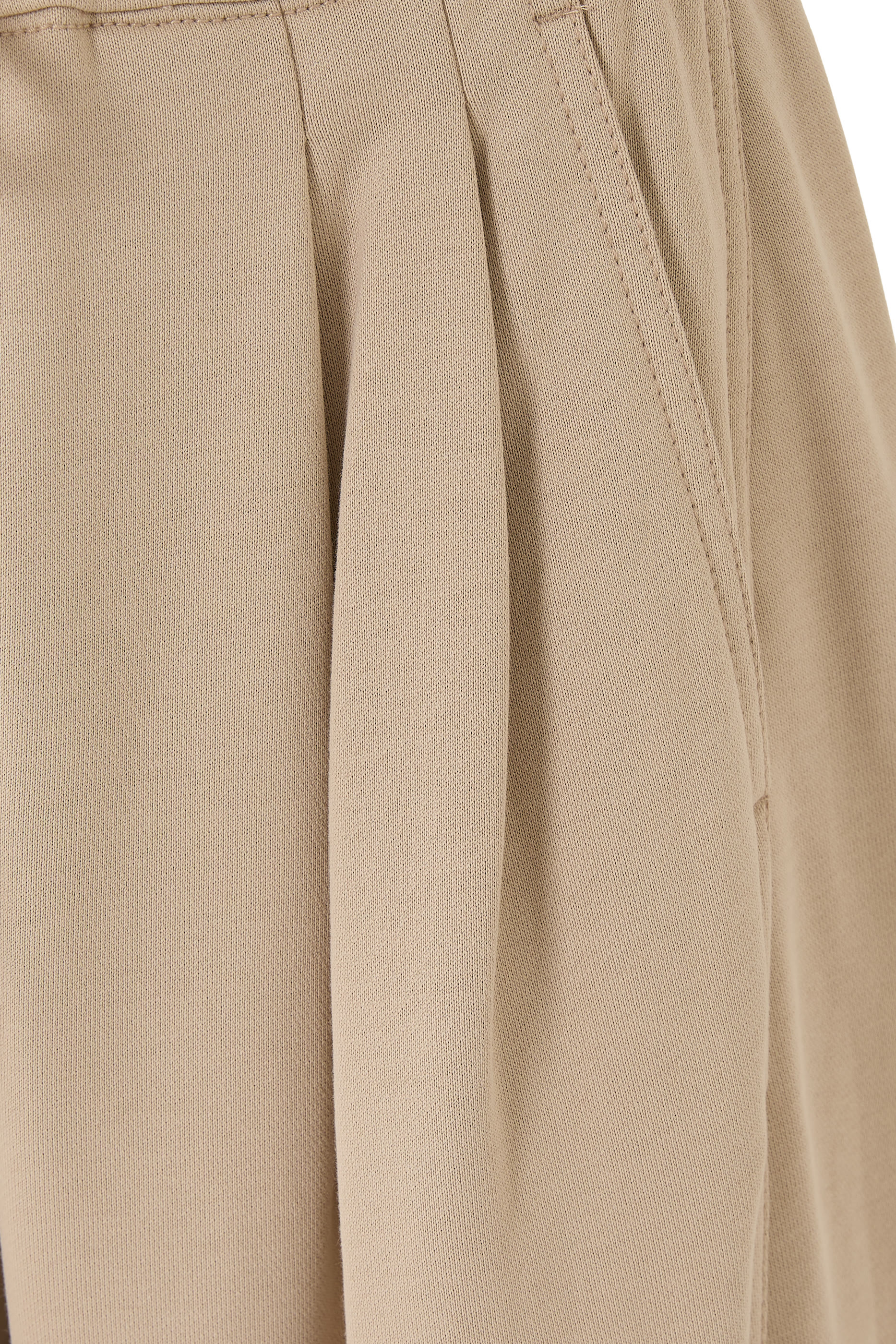 Curved Leg Cropped Sweatpants