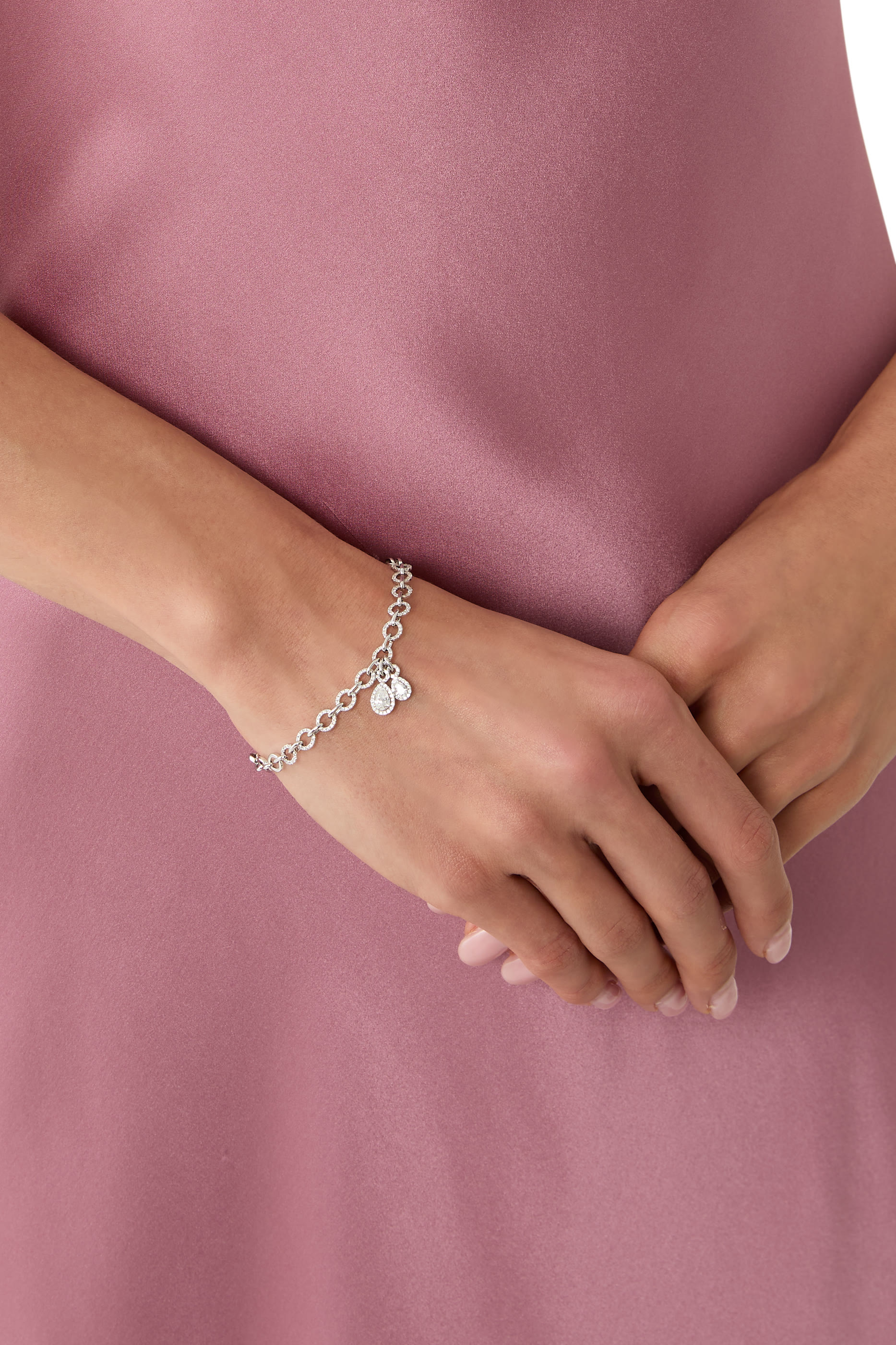 Chaines Bracelet, 18k White Gold & Diamonds