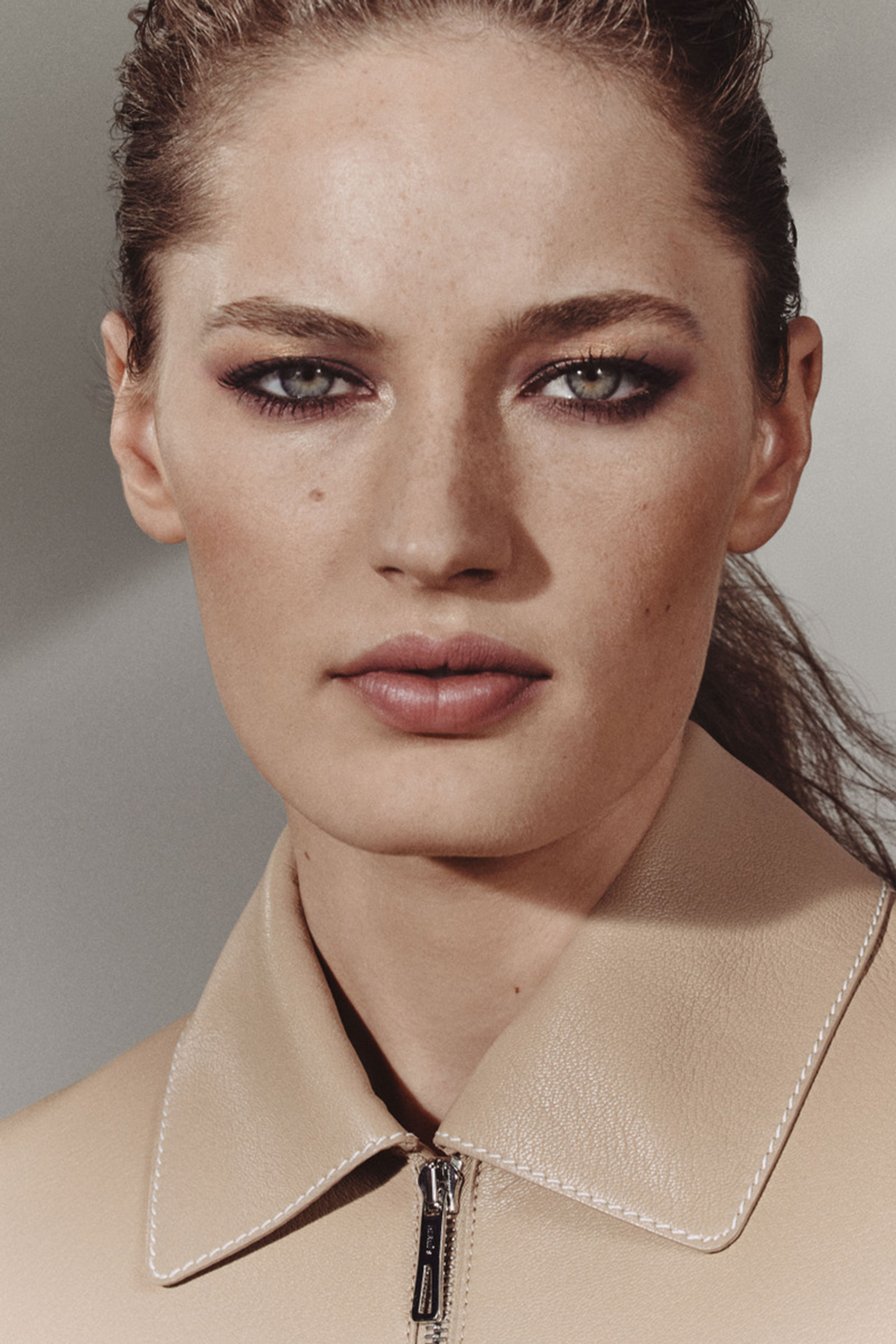 لوحة ظلال عيون Ombres d'Hermès بأربعة ألوان