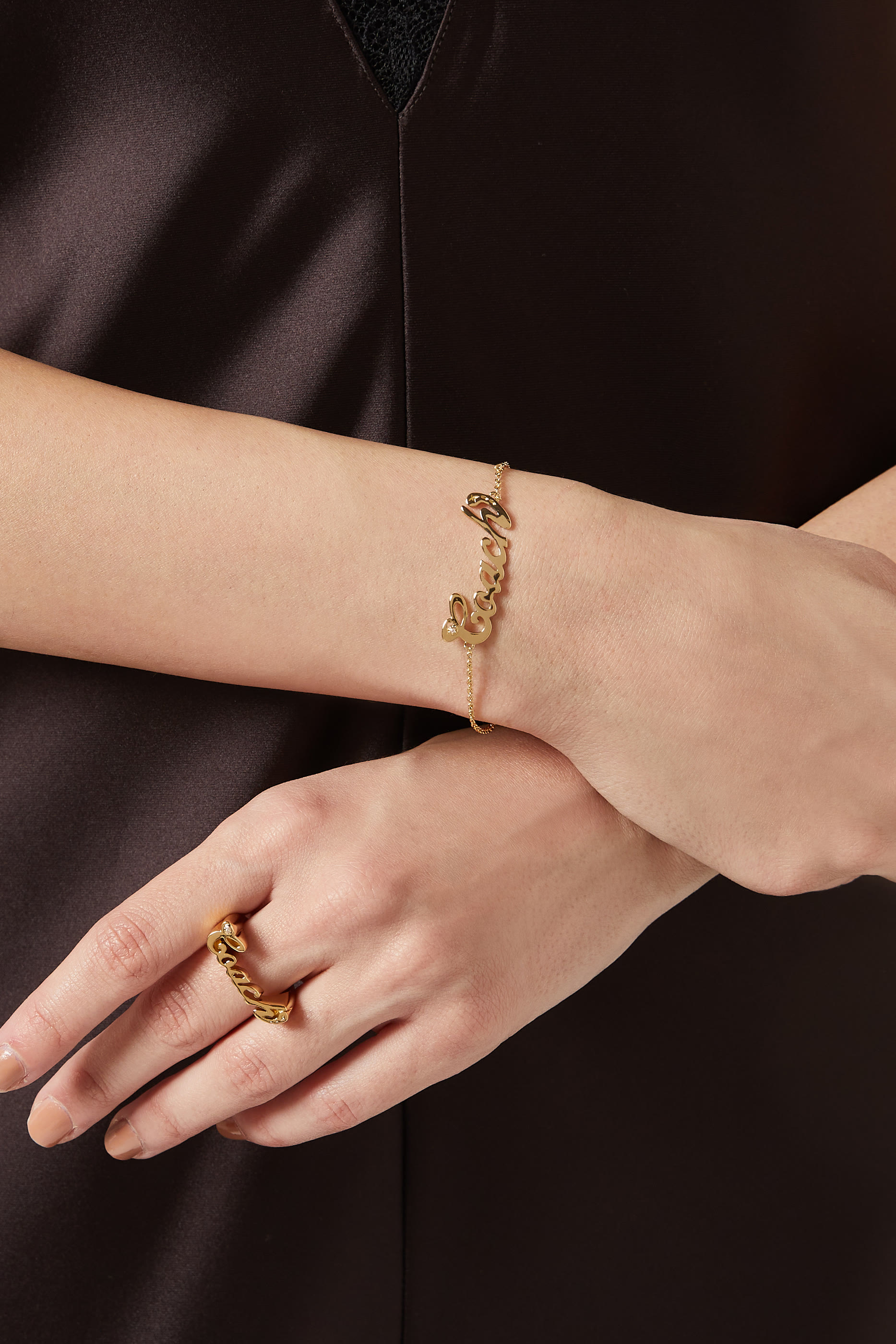  Nameplate Ring 
