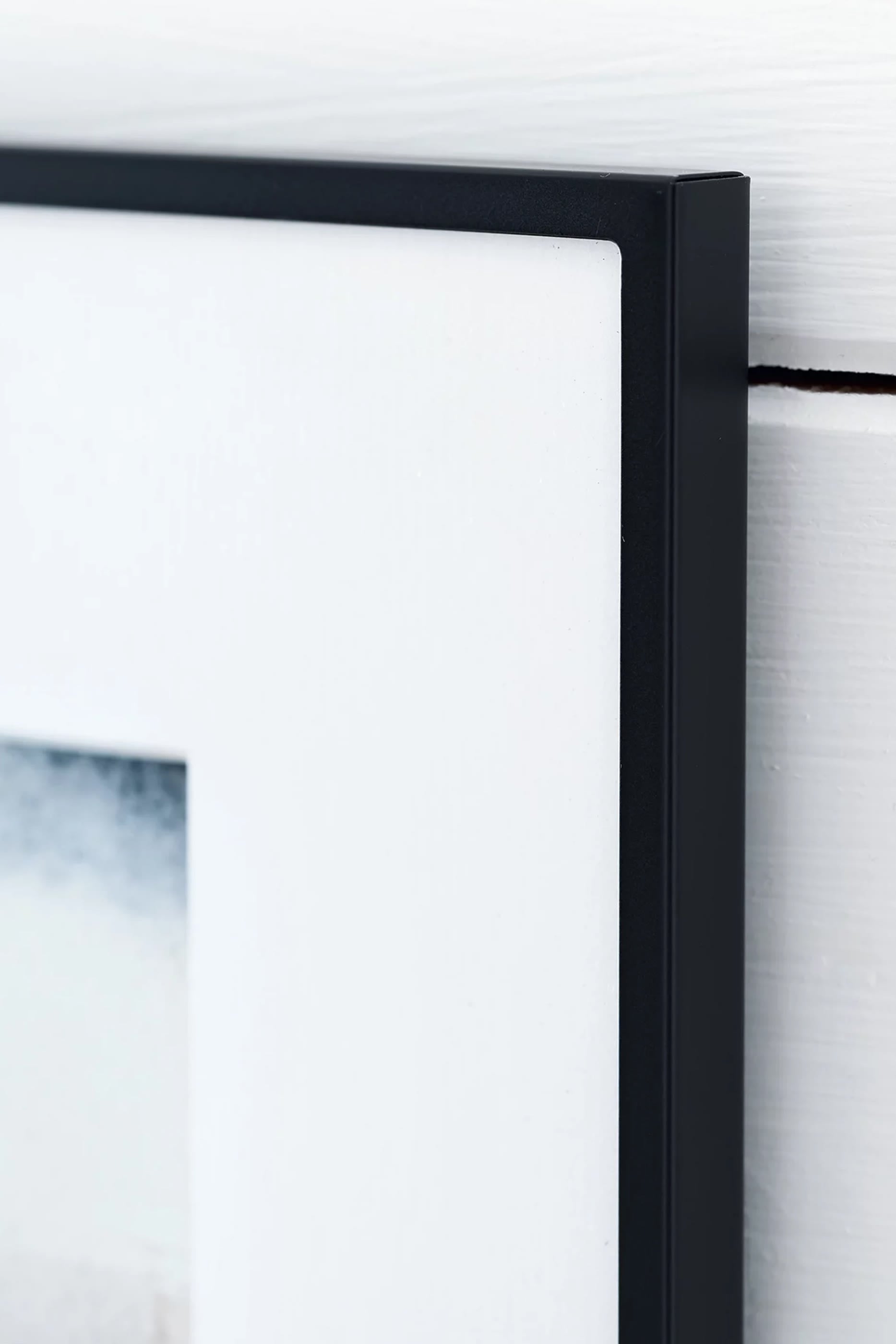 Fine Easel Wall Frame