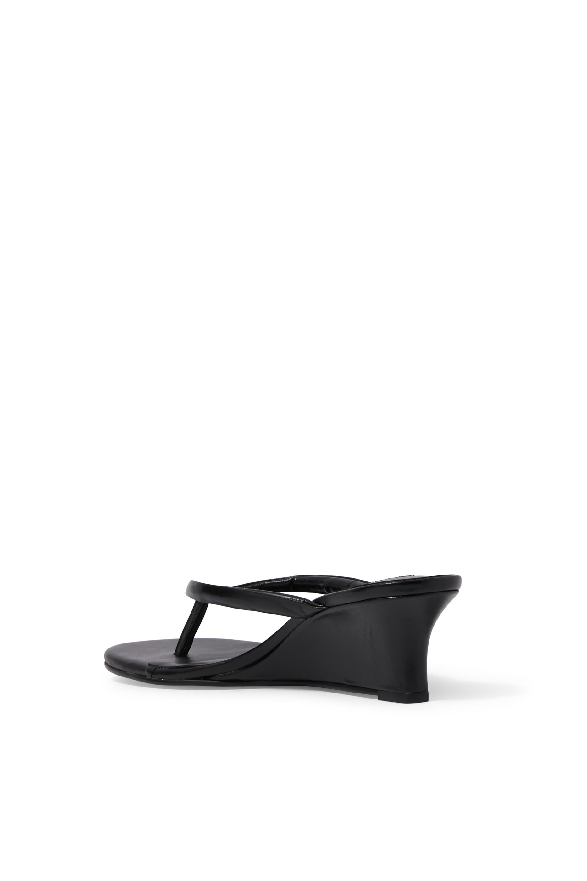 Edgy 50 Vintage Flip Flop Wedges