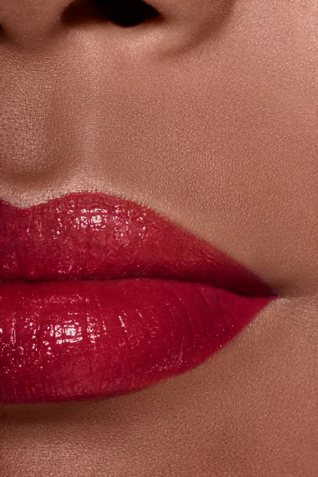 أحمر شفاه ROUGE COCO FLASH Colour, Shine, Intensity In A Flash