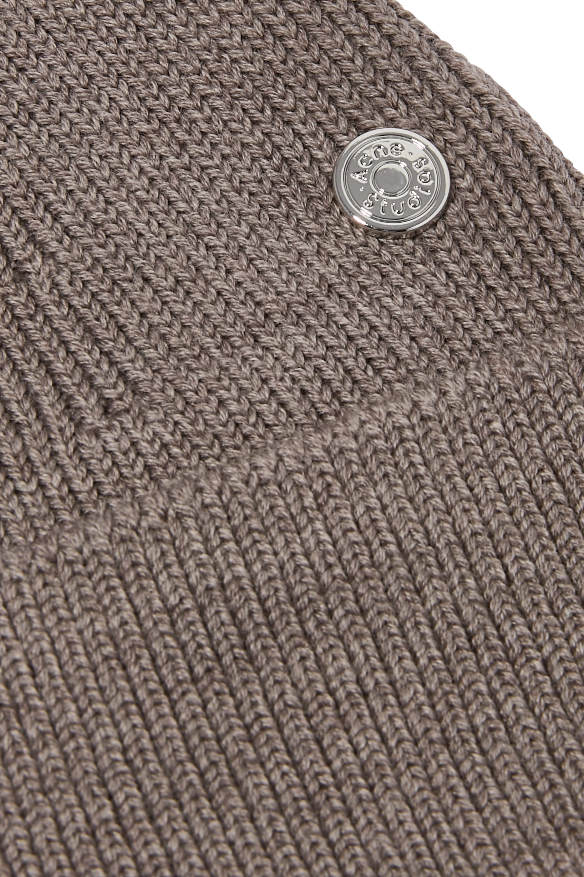 Wool Beanie with Rivet