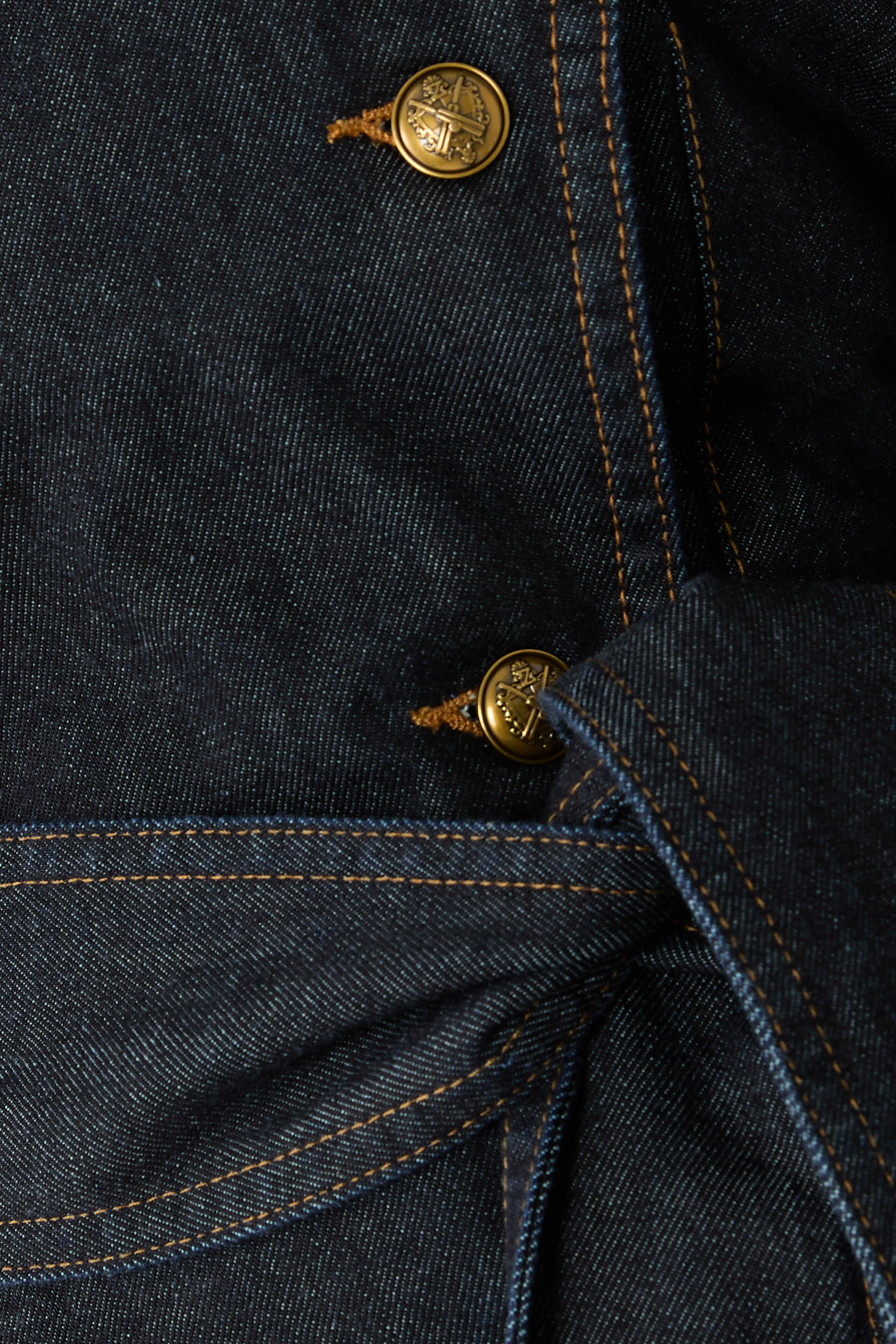  Valiant Denim Buttoned Jacket