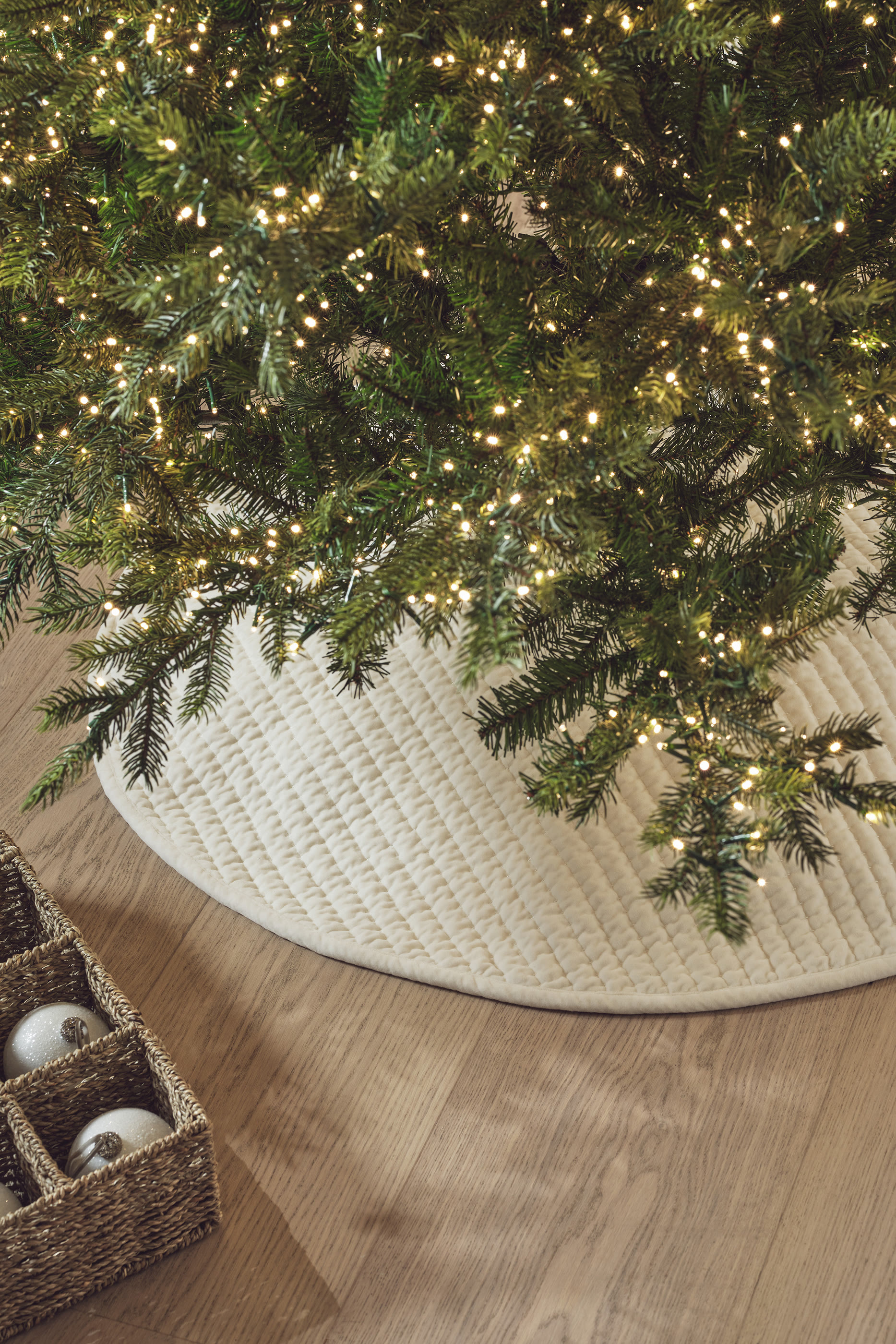 Velvet Tree Skirt