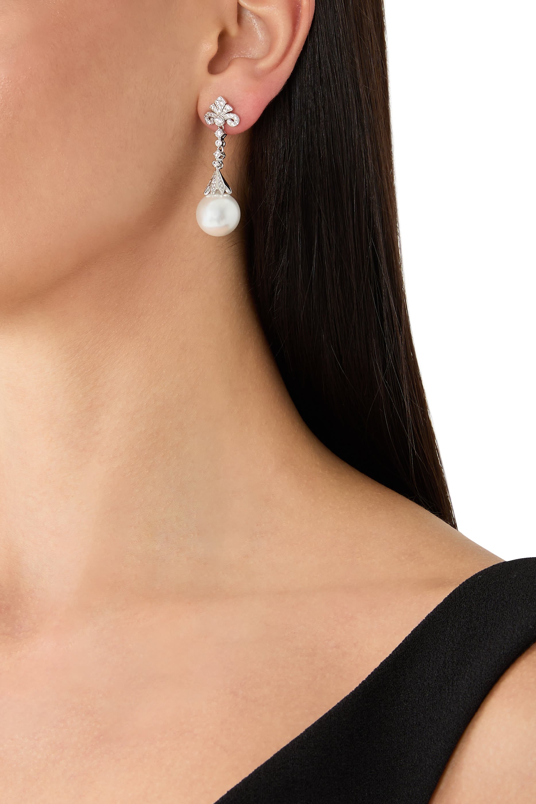 Perlina Pearl Dangle Earrings
