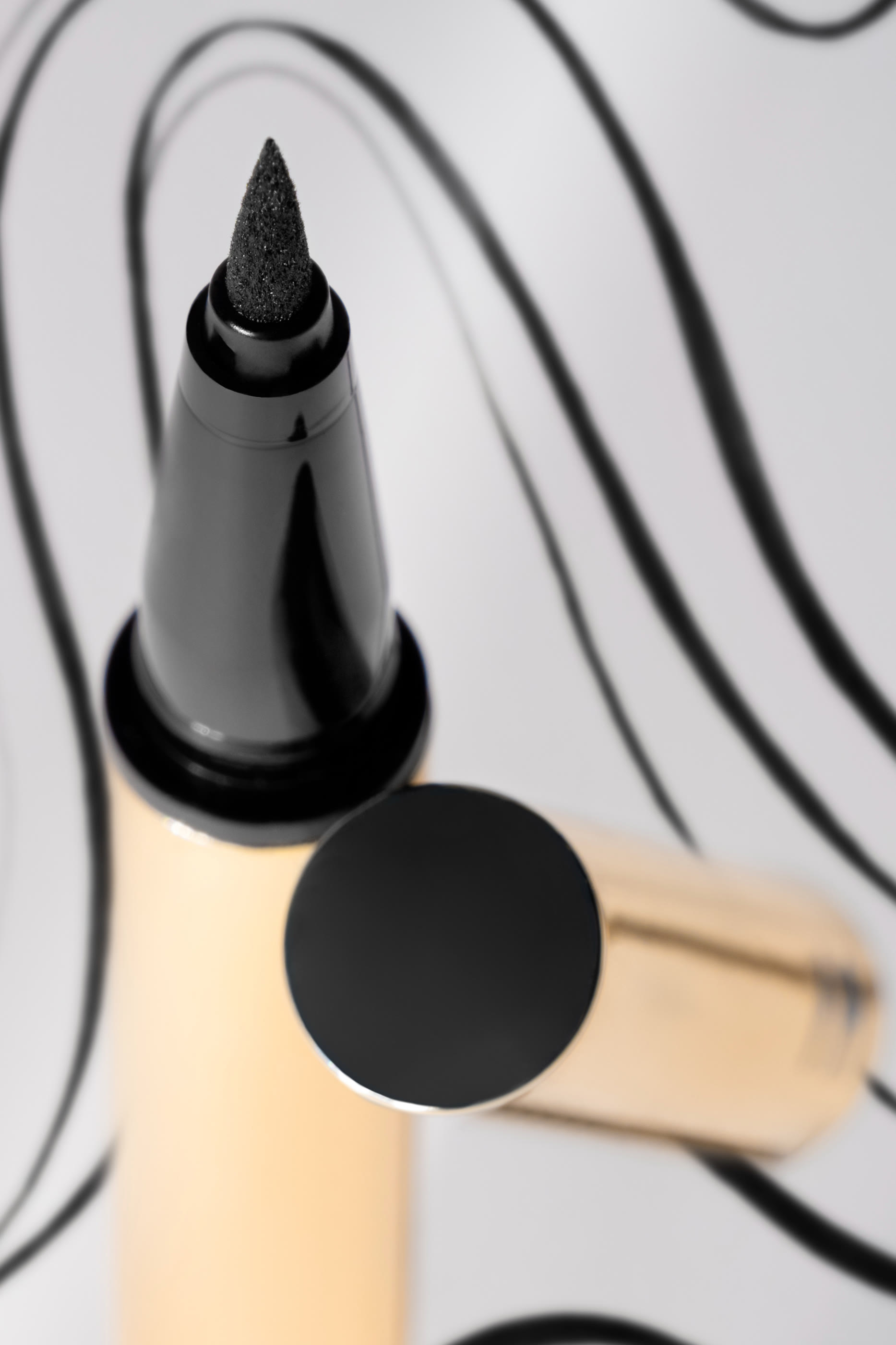 Ligne Noire Eyeliner