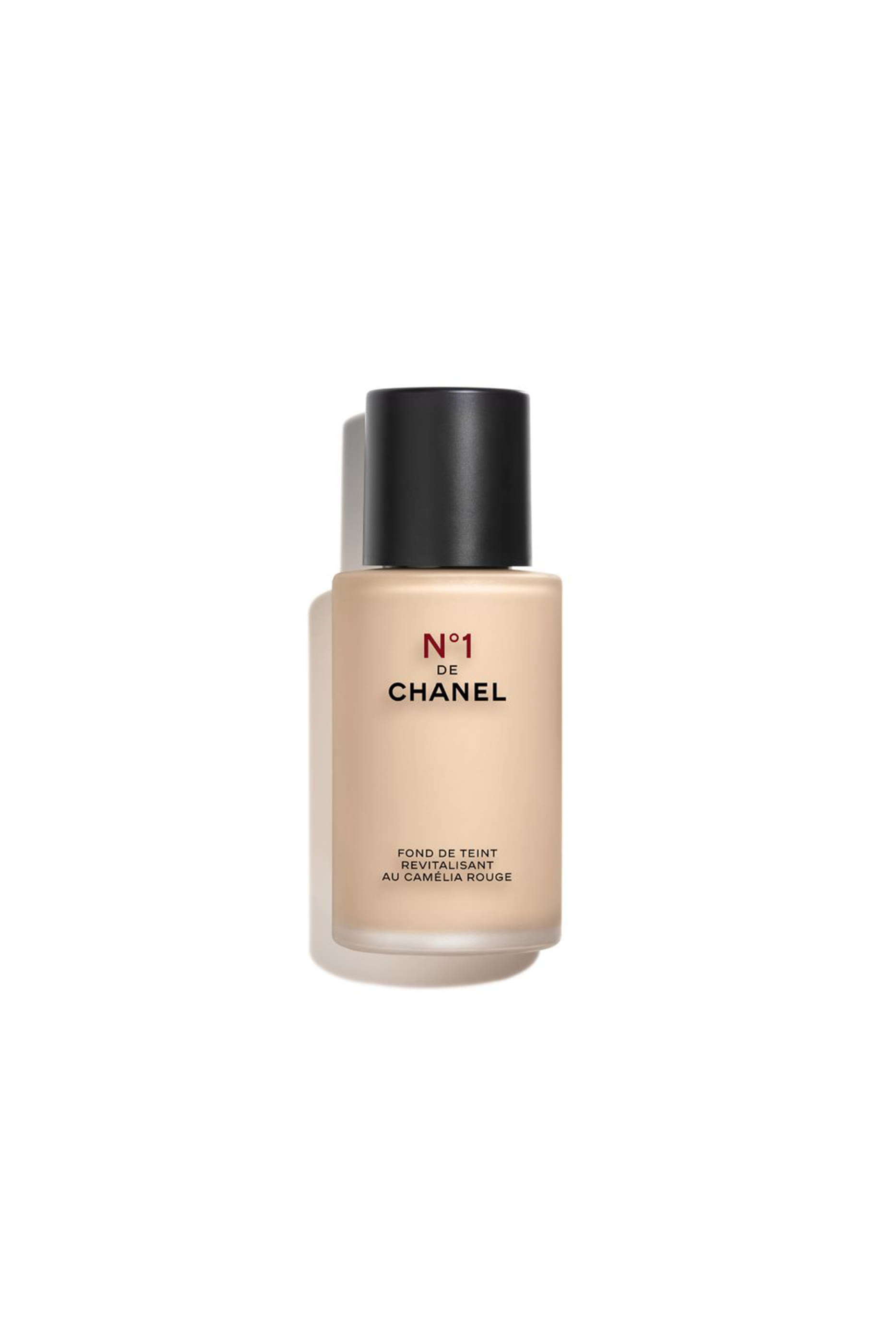 CHANEL N°1 DE CHANEL FOND DE TEINT REVITALISANT يُعزز الإشراق - يُرطّب - يحمي