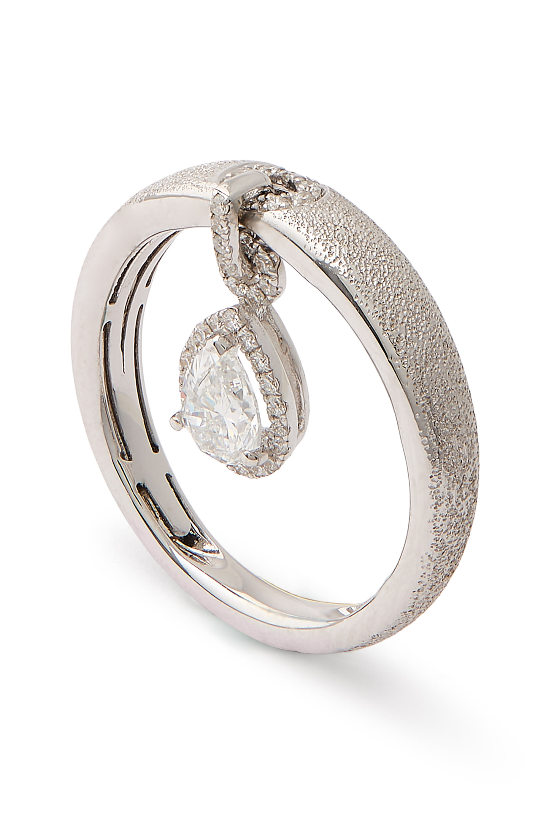 Dusted Gold Chaines Ring, 18K White Gold & Diamonds