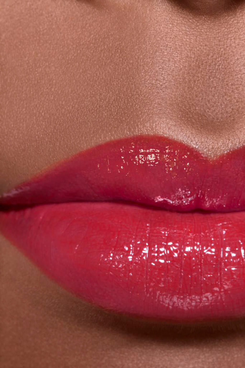أحمر شفاه ROUGE COCO FLASH Colour, Shine, Intensity In A Flash