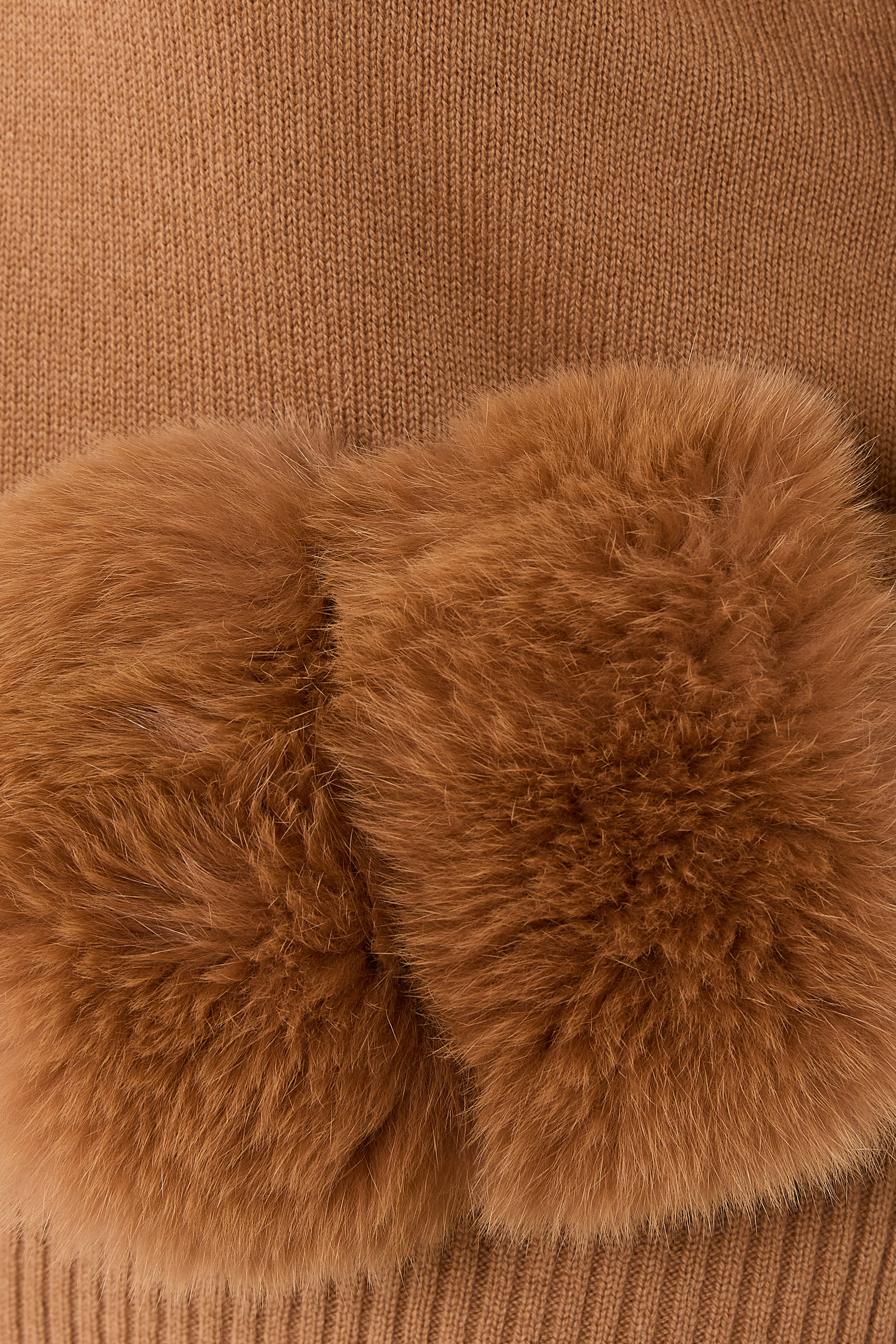 Cropped Roll Neck with Double Ring Fox Cuffs