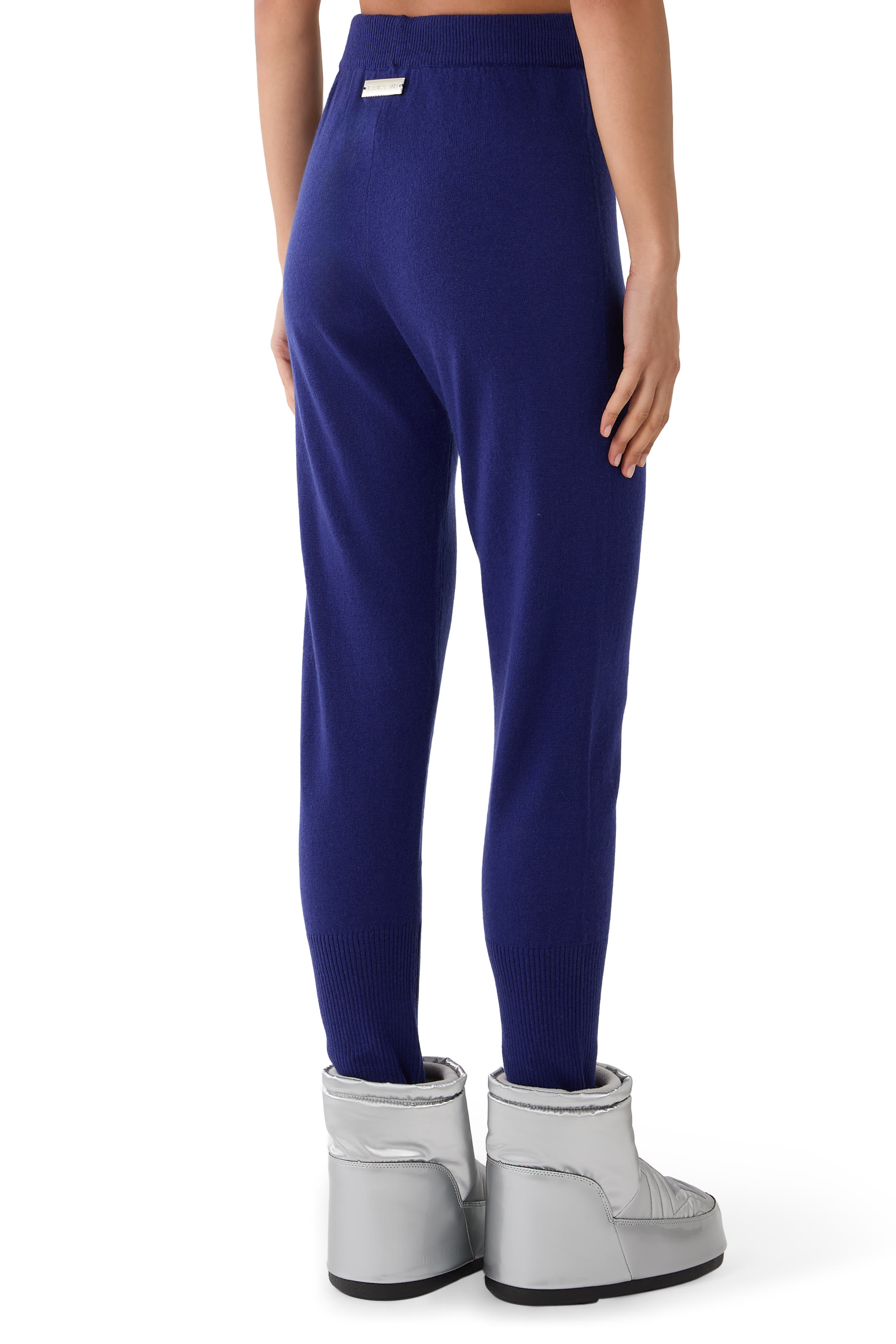  Tapered Pants