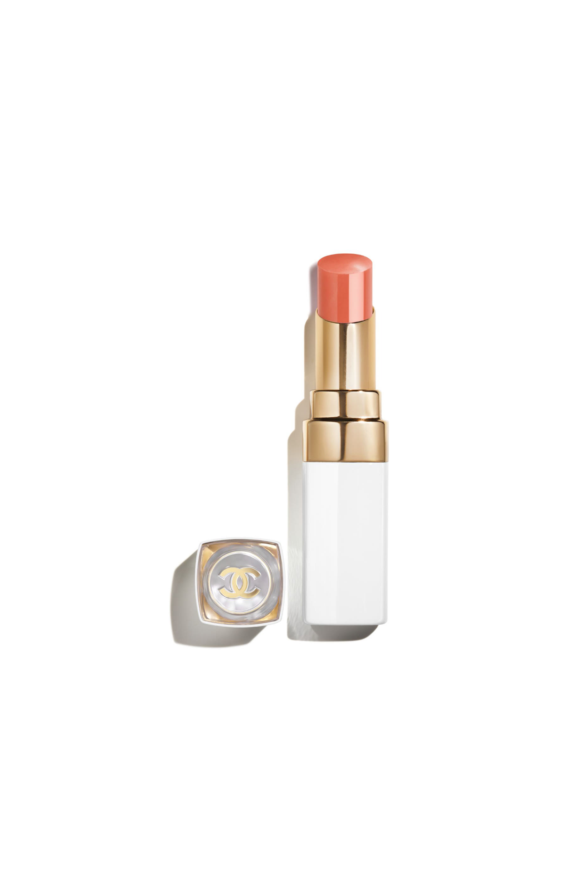 مرطب شفاه ملون Chanel Rouge Coco Baume Shine Hydrating Beautifying