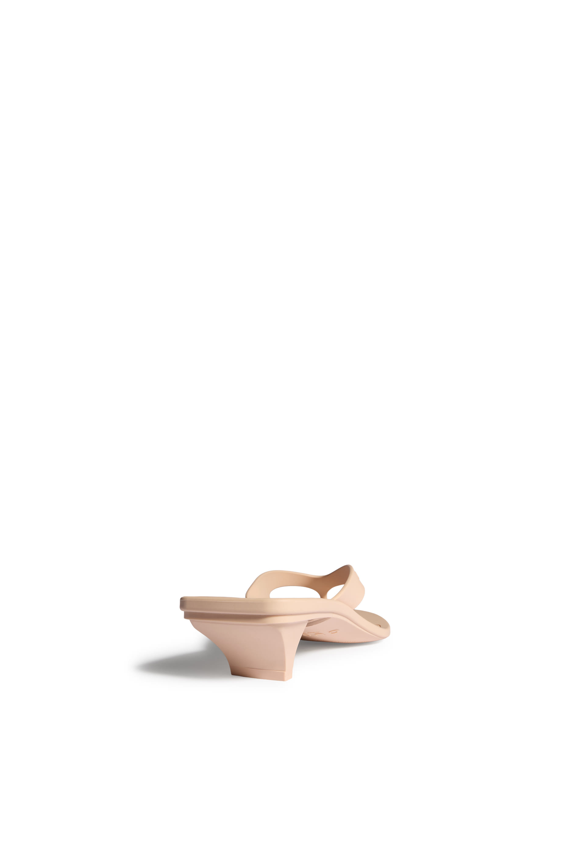 Vittoria Thongs