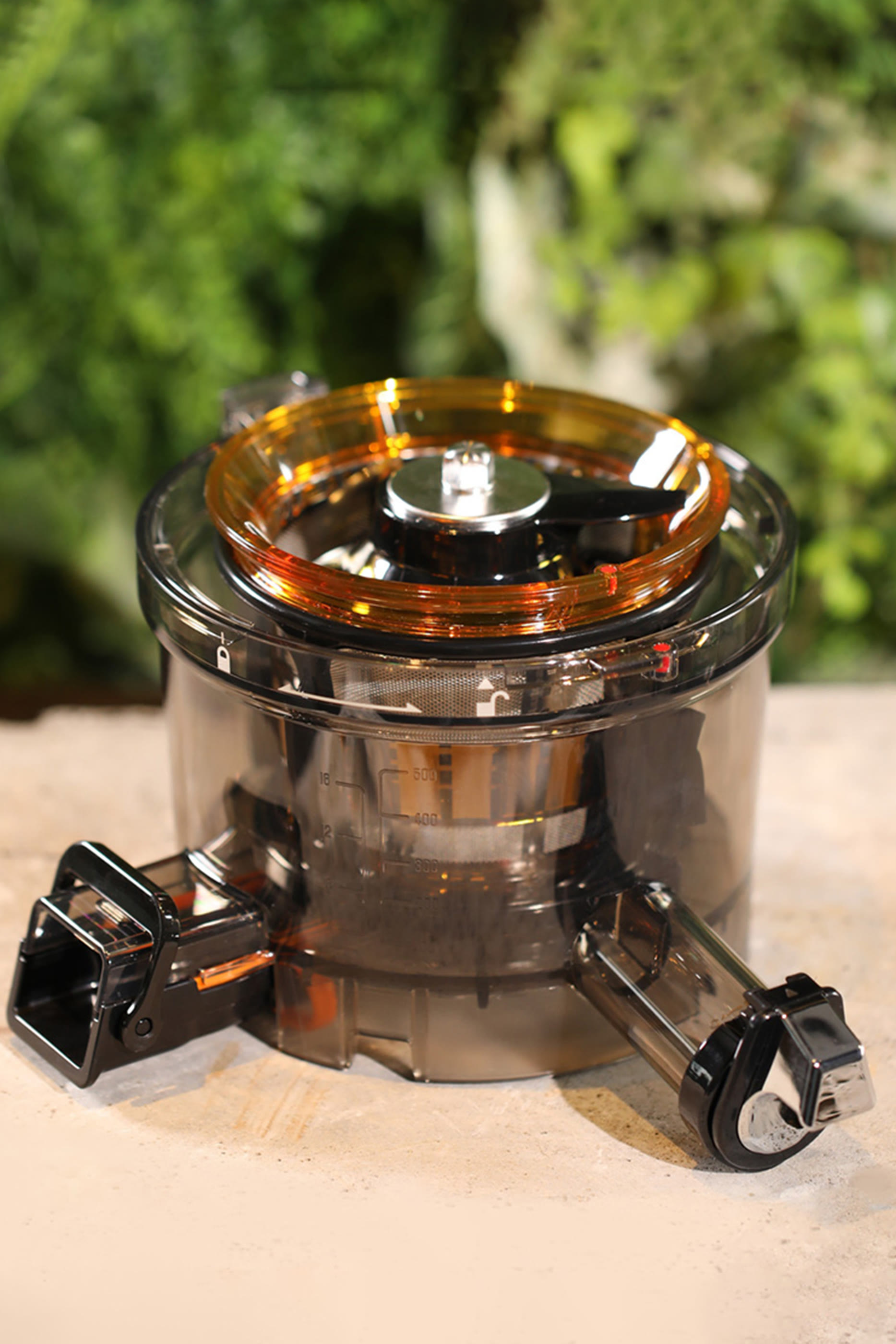 AUTO10 Hands-Free Slow Juicer