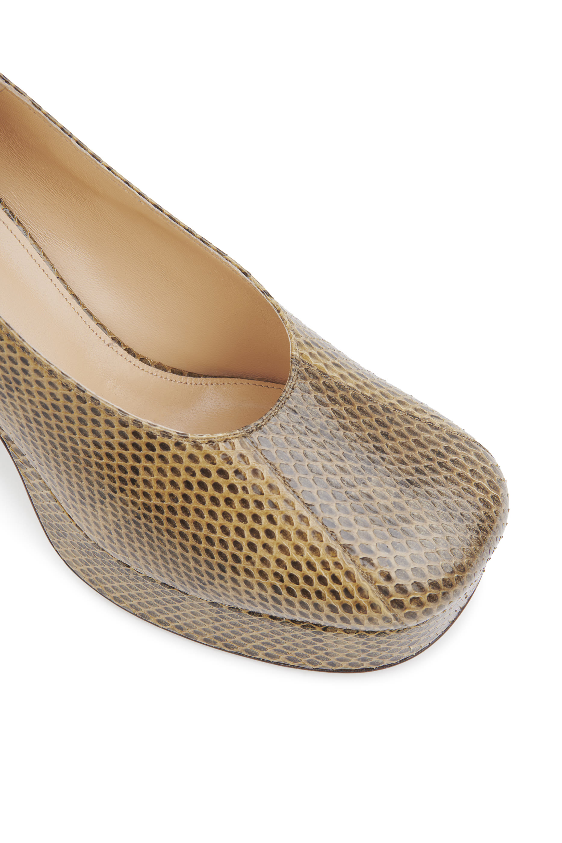 Loti 100 Platform Pumps