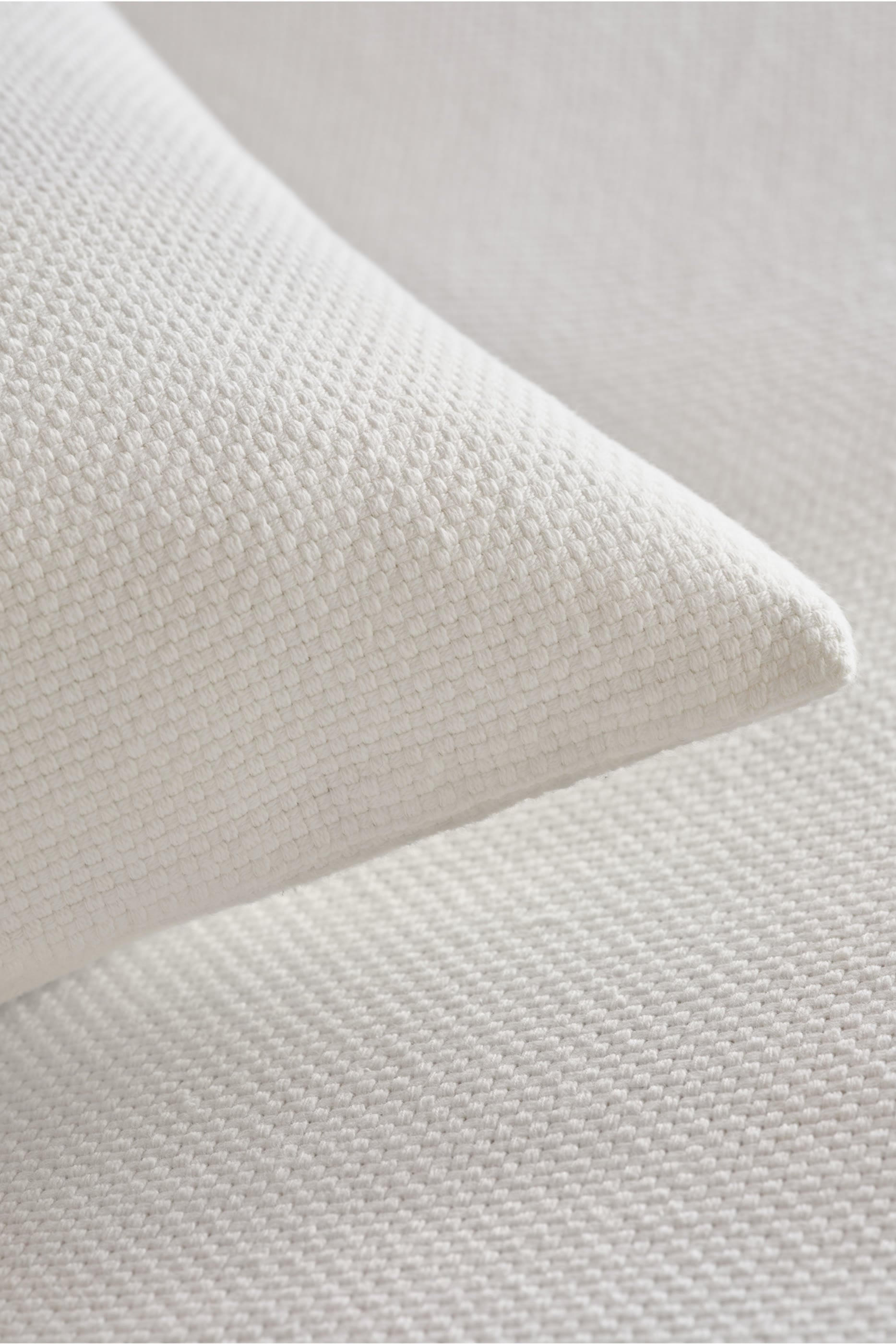 Kenton Bedspread 