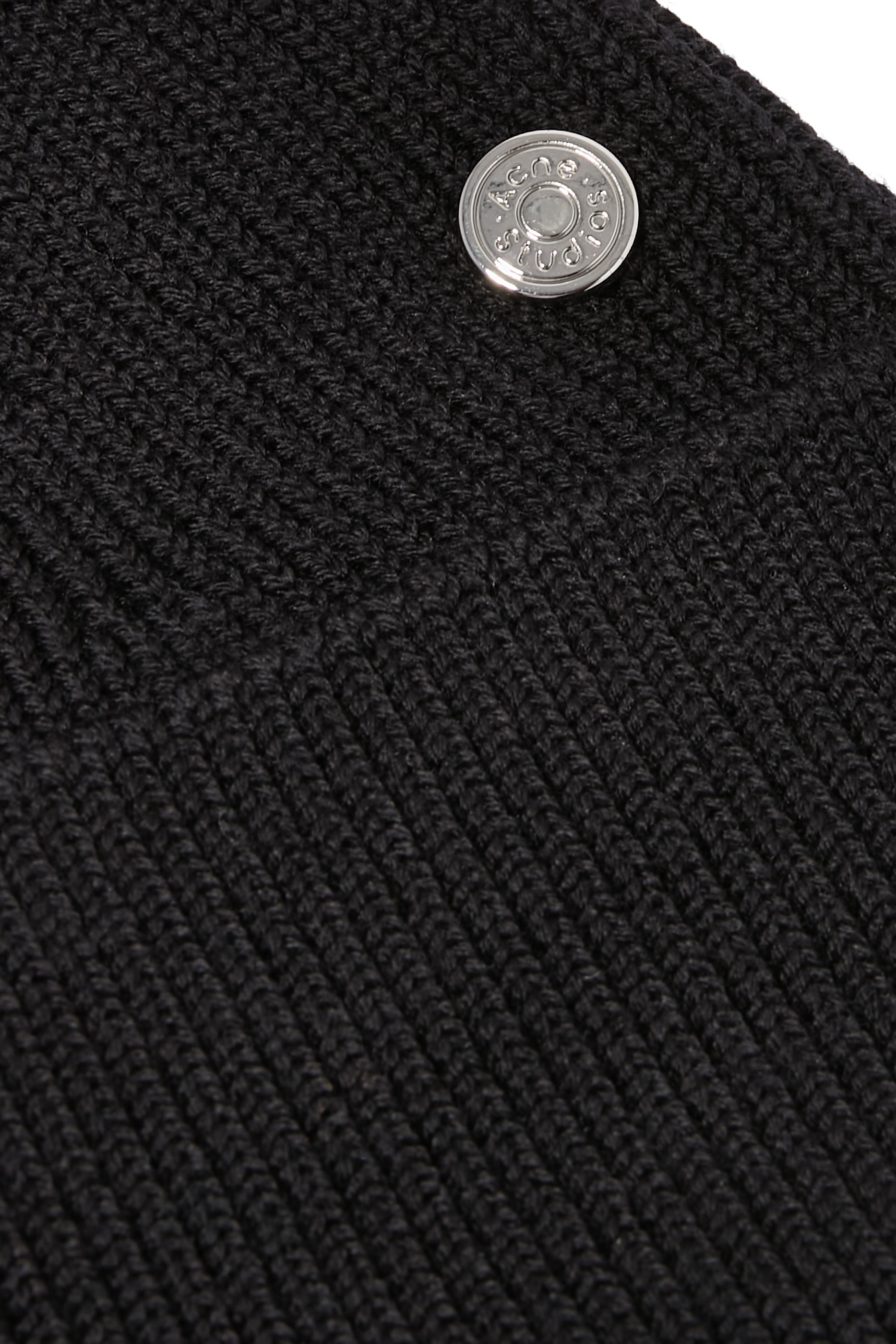 Wool Beanie with Rivet