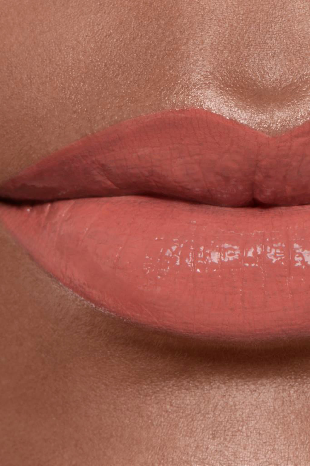 ROUGE COCO BLOOM Hydrating And Plumping Lipstick. Intense, Long-Lasting Colour And Shine