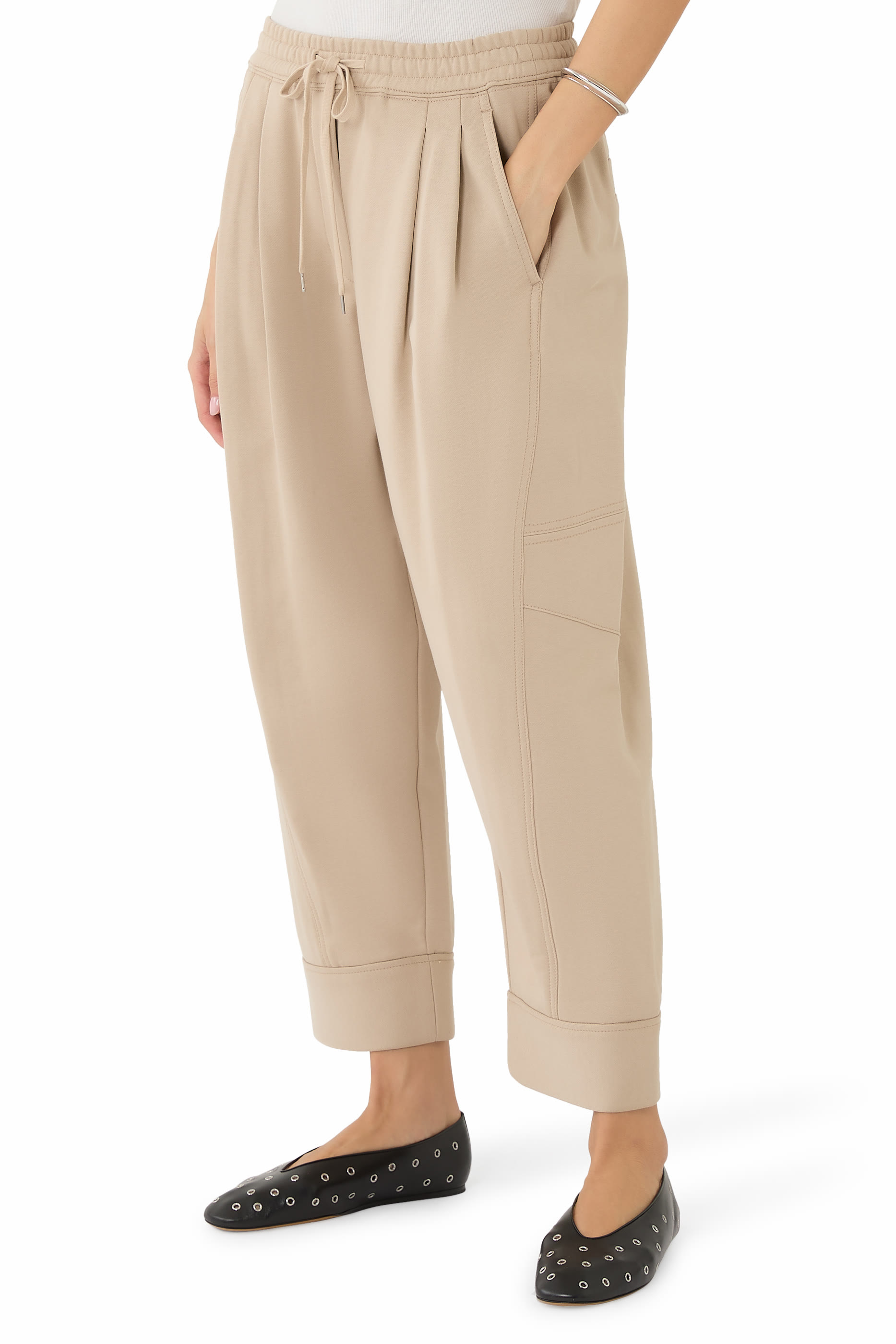 Curved Leg Cropped Sweatpants