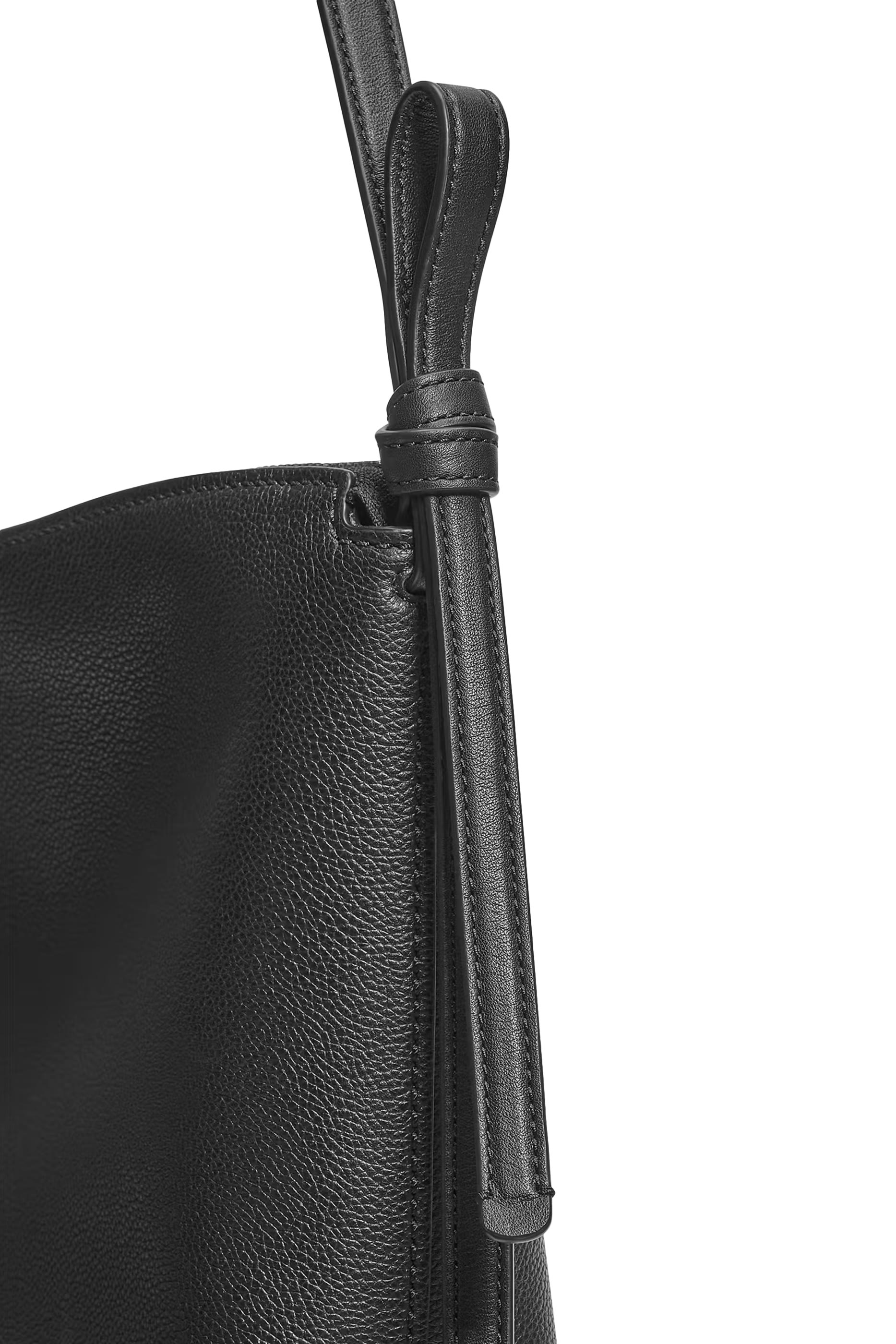 Loop Large Shoulder Bag