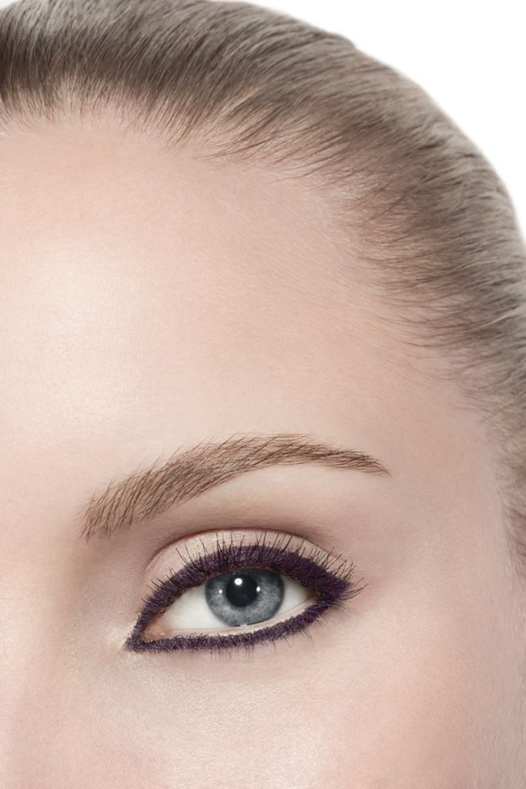 قلم ذو ثبات طويل لتحديد محيط العينين ورسمه STYLO YEUX WATERPROOF