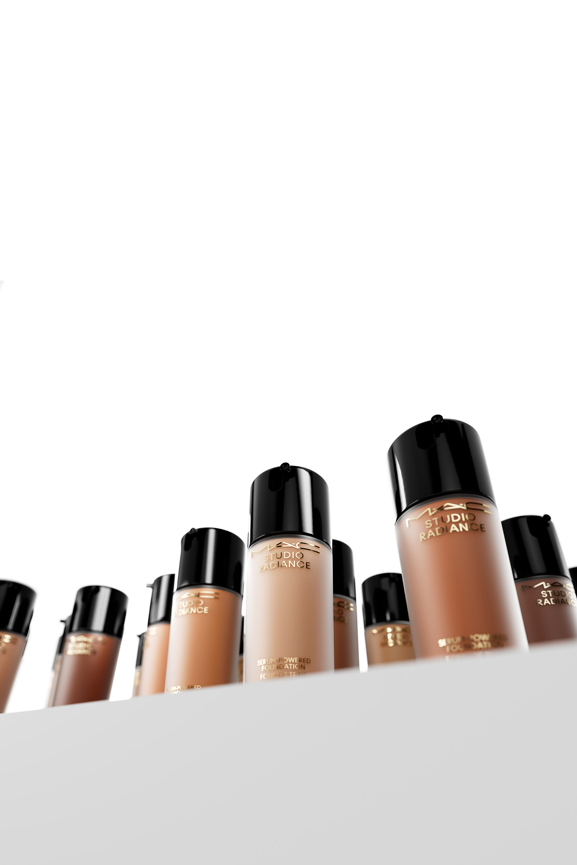 Studio Radiance Serum-Powered Foundation, 30ml