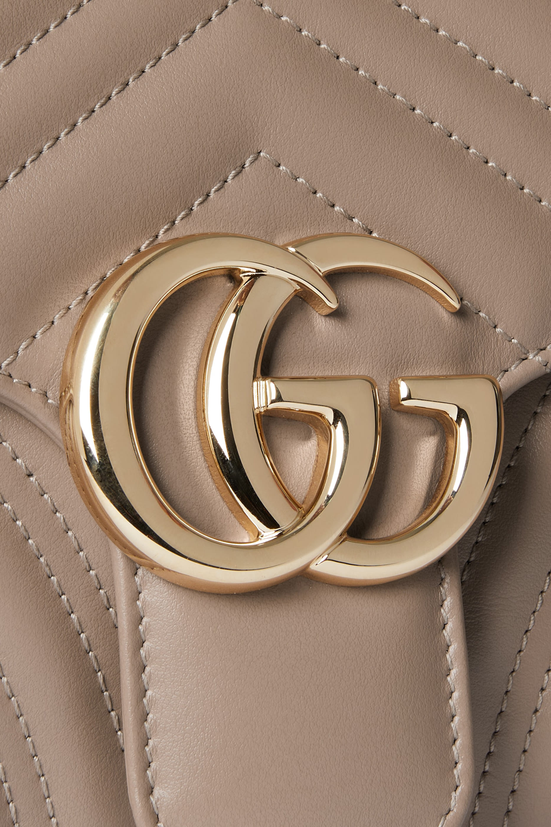 GG Marmont Small Shoulder Bag