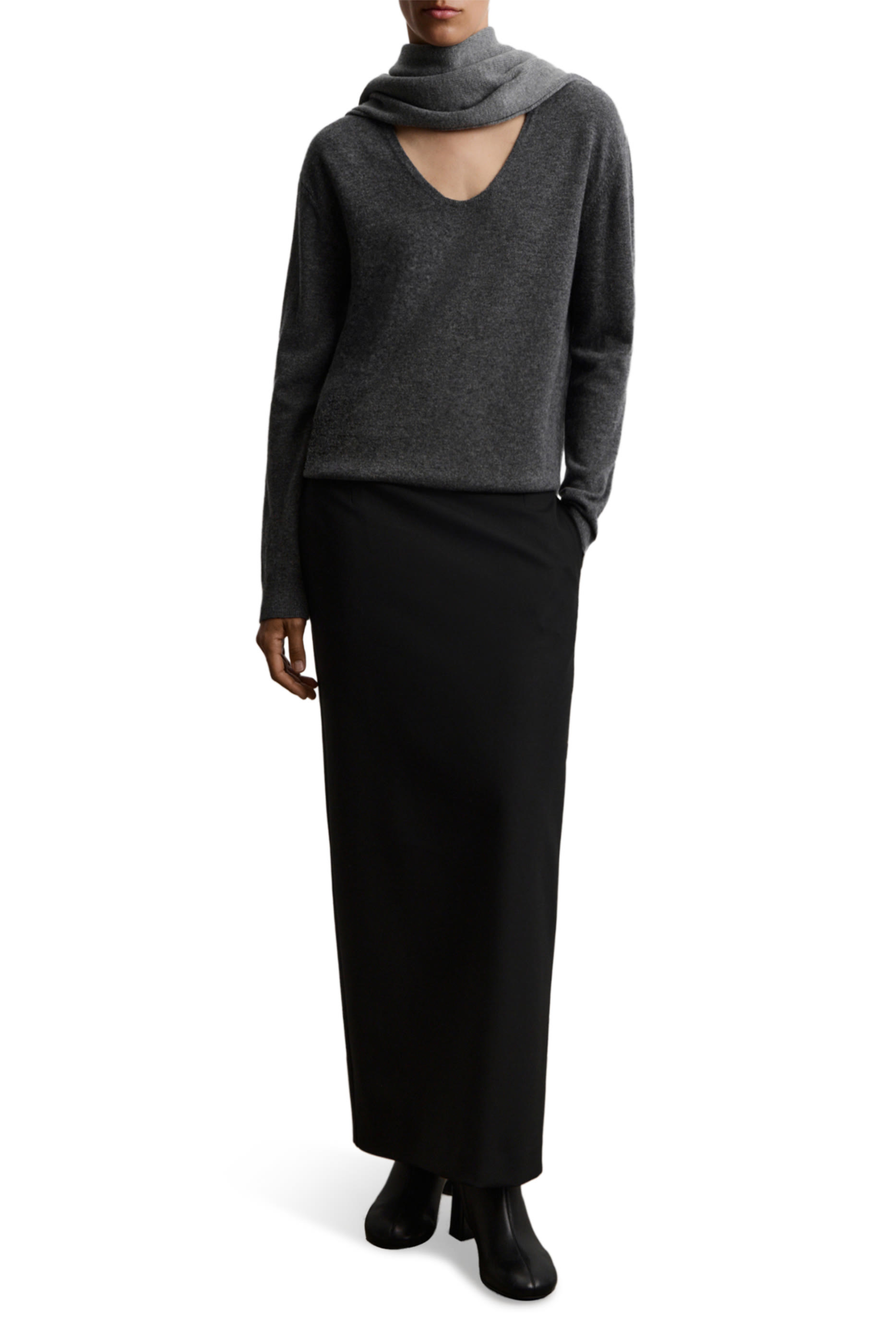 Wool-Cashmere U-Neck Jumper 
